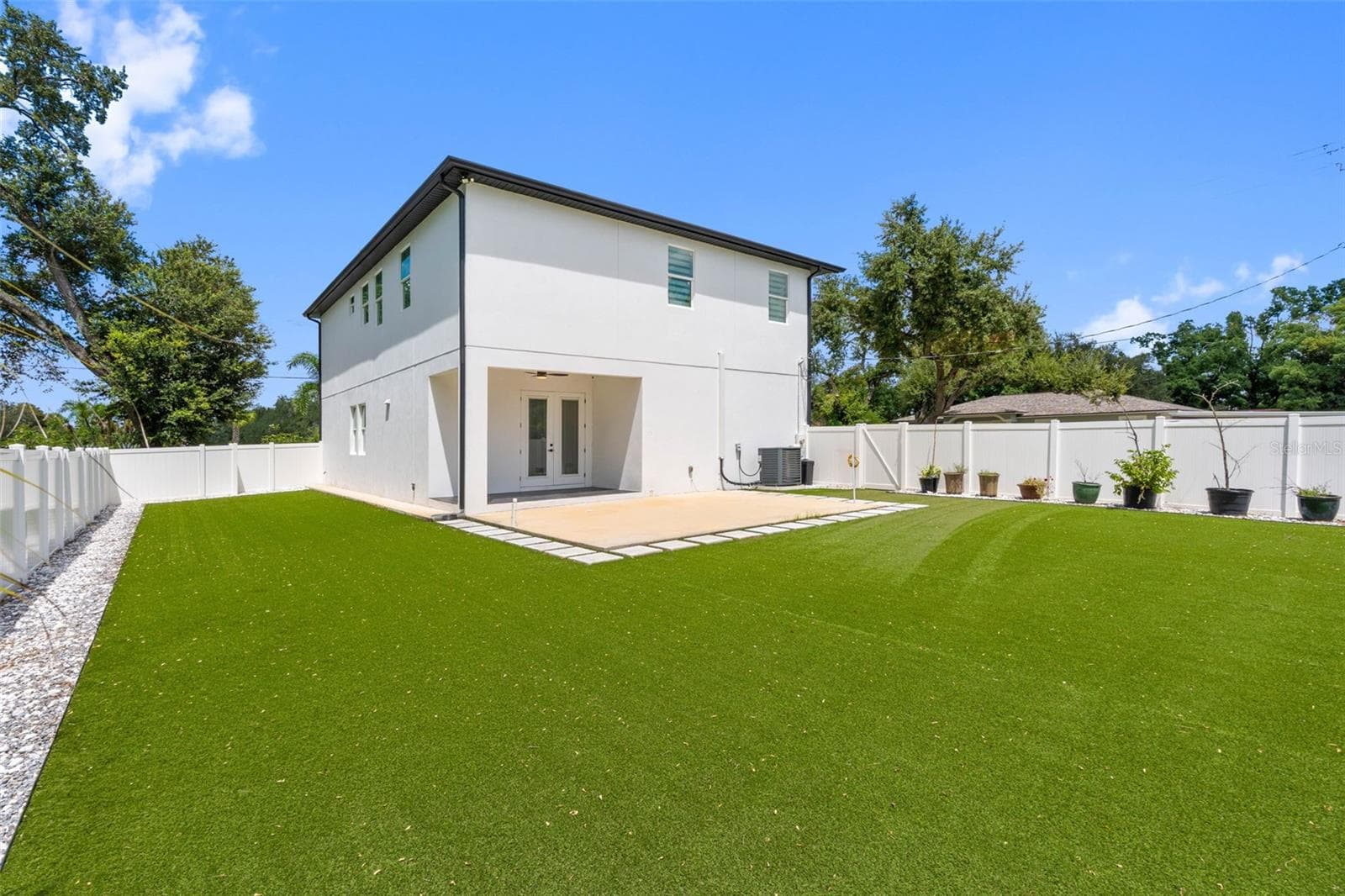Single Family Residence at 902 W SLIGH AVE, TAMPA, photo 42 of 70