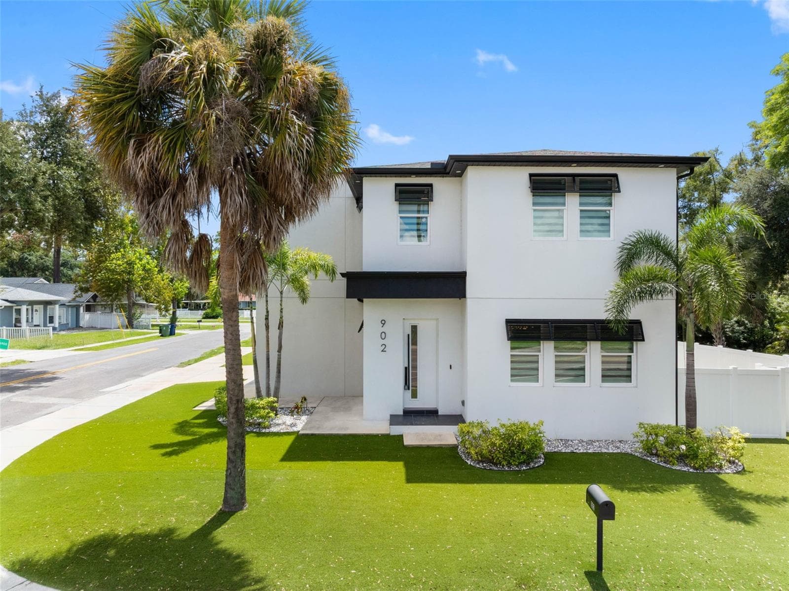 Single Family Residence at 902 W SLIGH AVE, TAMPA, photo 46 of 70