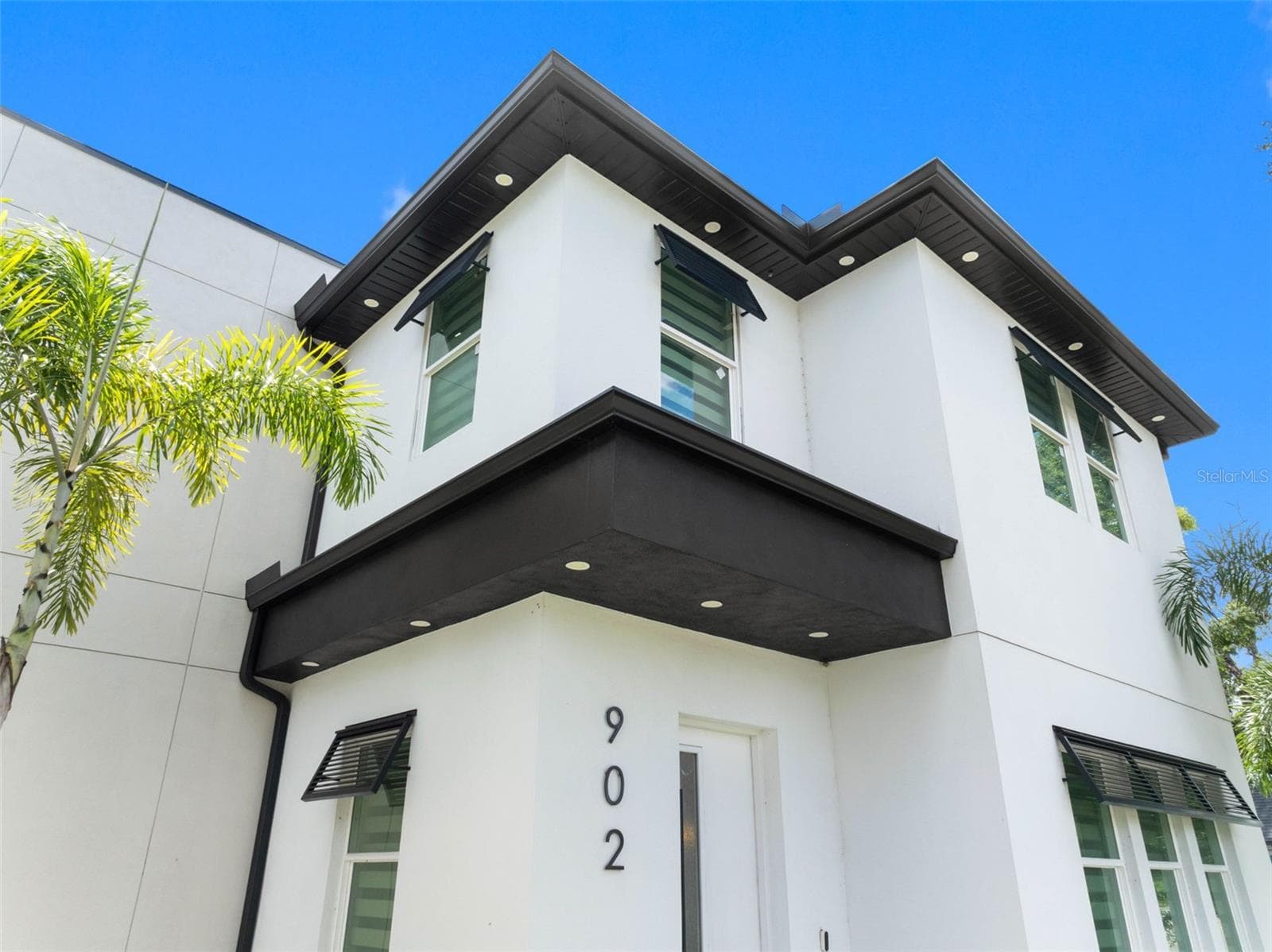 Single Family Residence at 902 W SLIGH AVE, TAMPA, photo 47 of 70