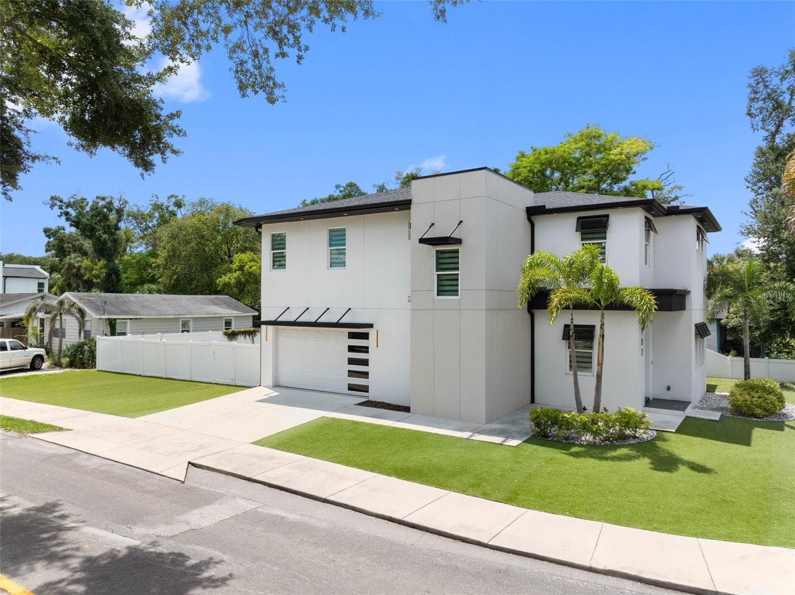 Single Family Residence at 902 W SLIGH AVE, TAMPA, photo 48 of 70