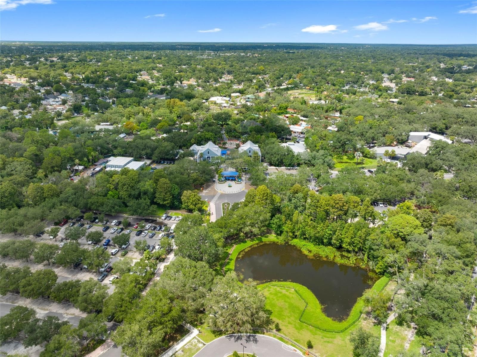 Single Family Residence at 902 W SLIGH AVE, TAMPA, photo 62 of 70