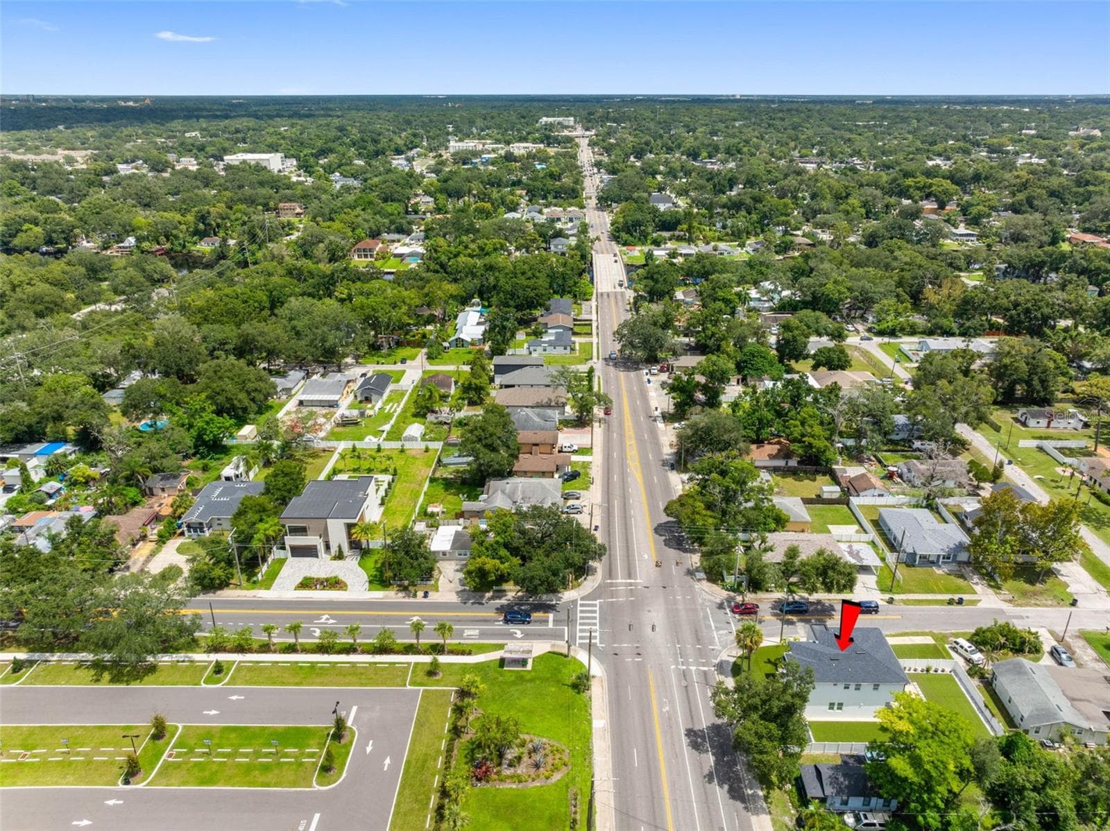 Single Family Residence at 902 W SLIGH AVE, TAMPA, photo 65 of 70