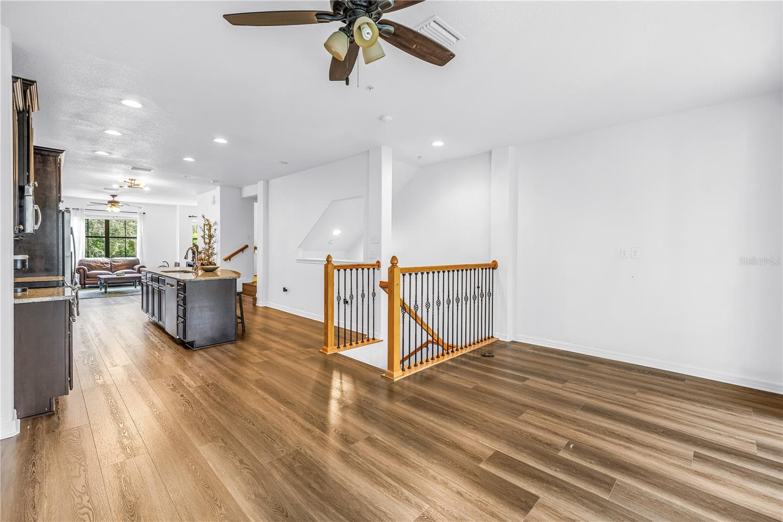 Townhouse at 9715 BAY GROVE LN, TAMPA, photo 12 of 46