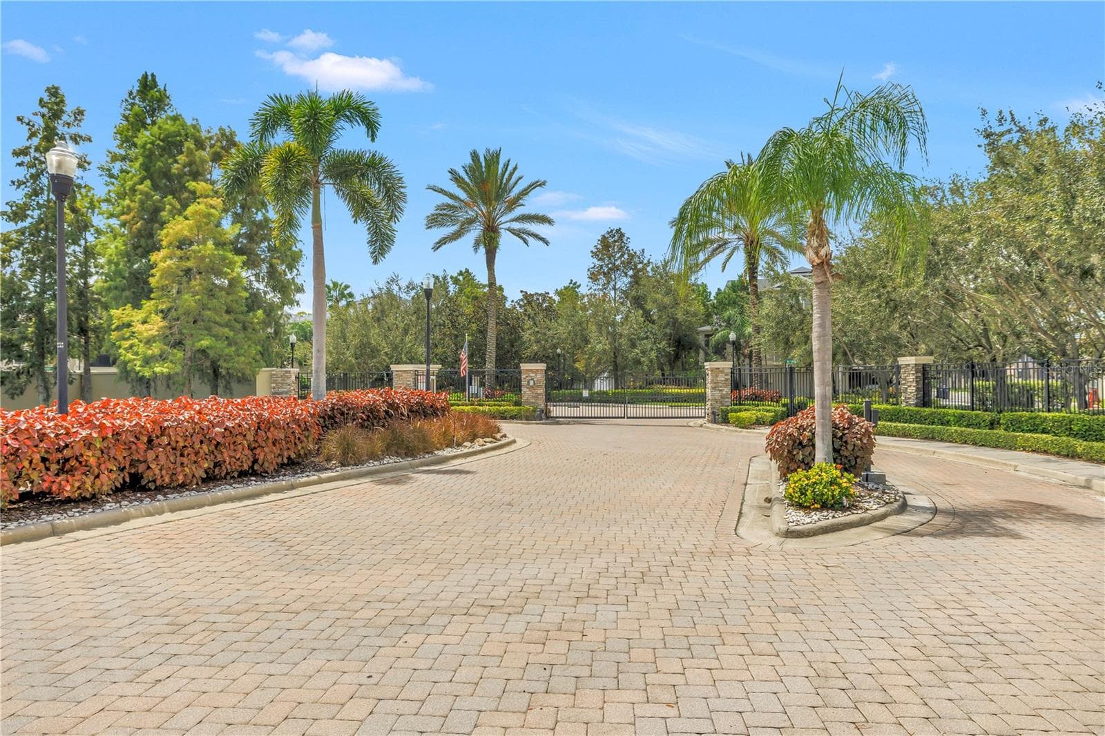 Townhouse at 9715 BAY GROVE LN, TAMPA, photo 40 of 46