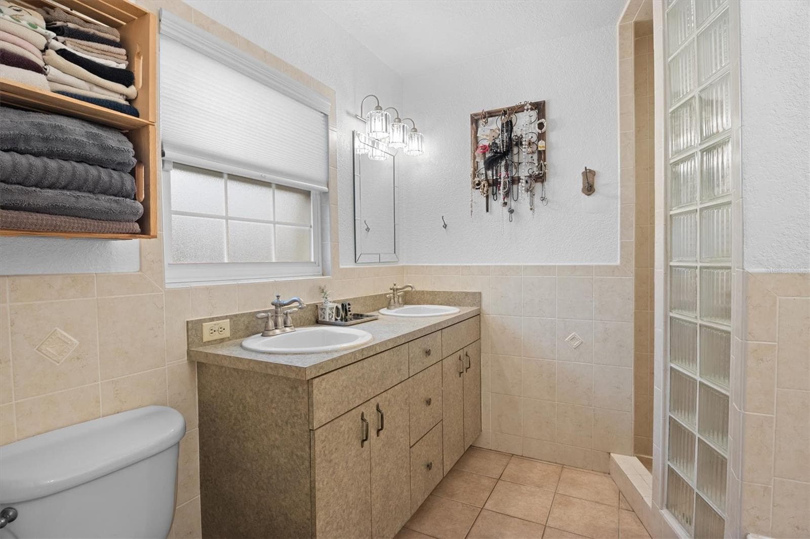 Single Family Residence at 2603 CLEVELAND HEIGHTS BLVD, LAKELAND, photo 20 of 43