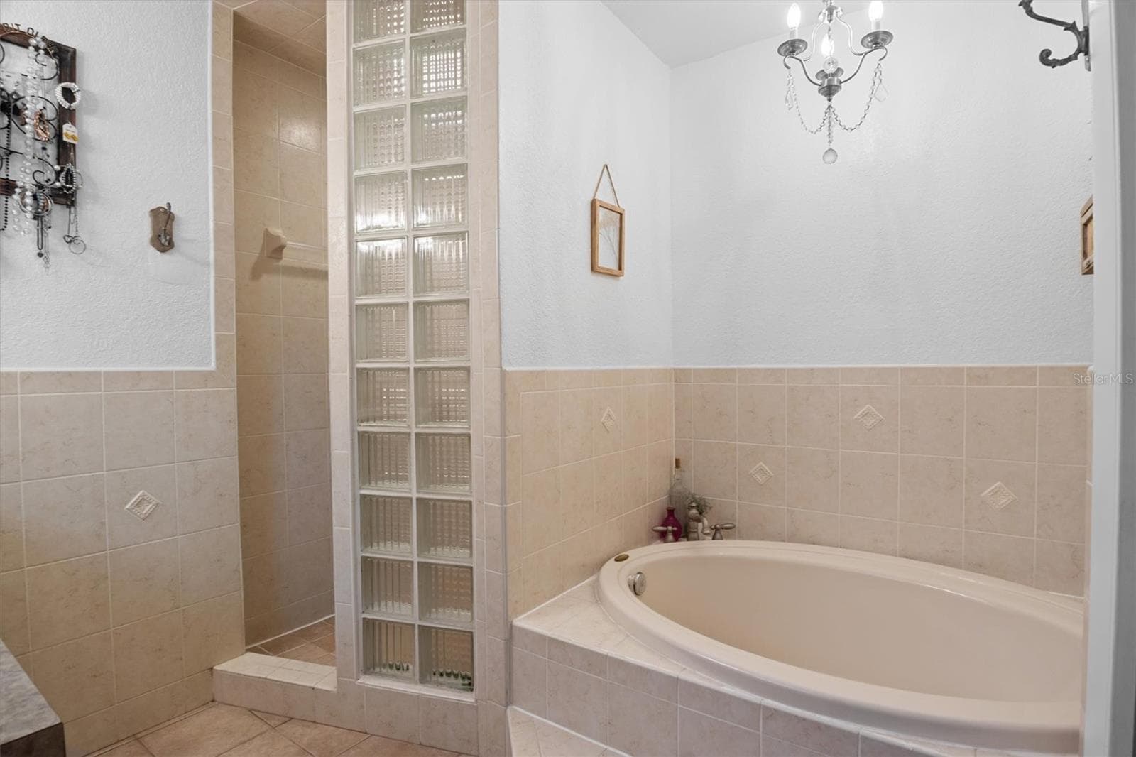 Single Family Residence at 2603 CLEVELAND HEIGHTS BLVD, LAKELAND, photo 21 of 43