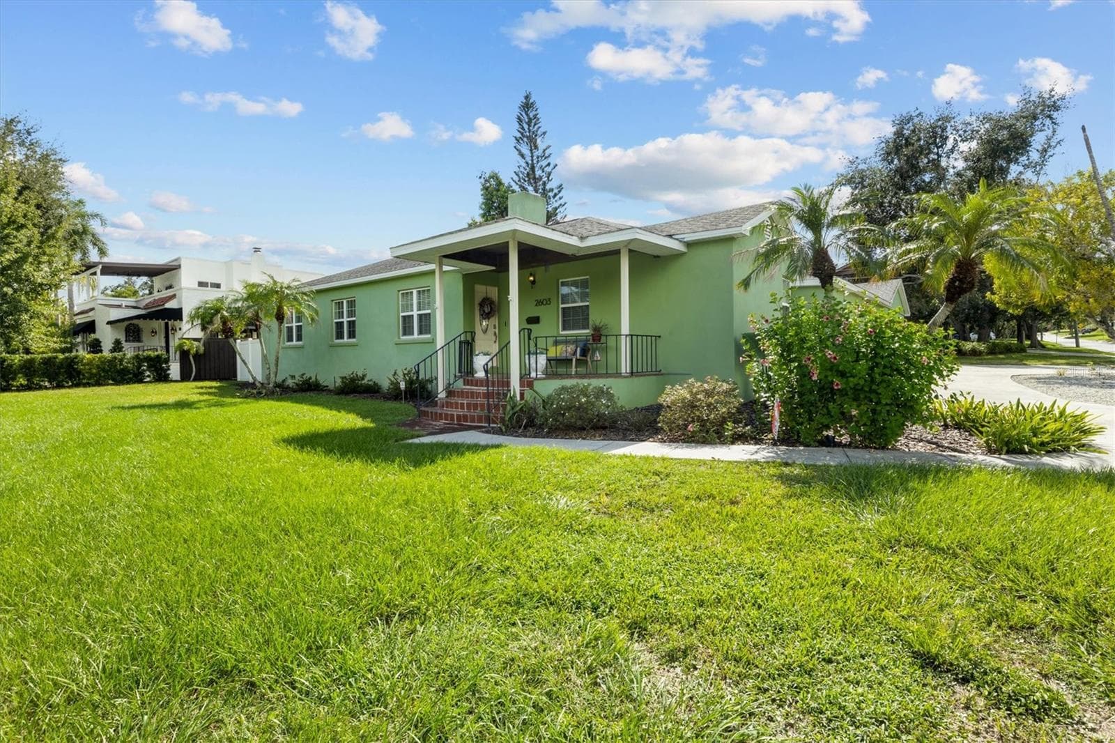 Single Family Residence at 2603 CLEVELAND HEIGHTS BLVD, LAKELAND, photo 4 of 43