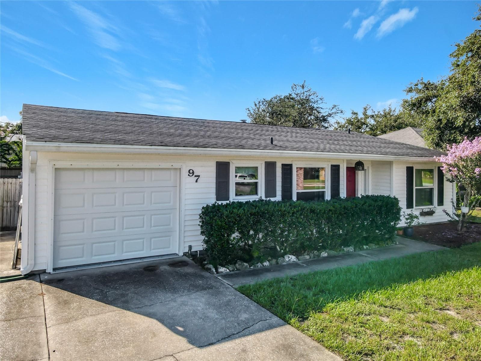 97 S COURTLAND BLVD