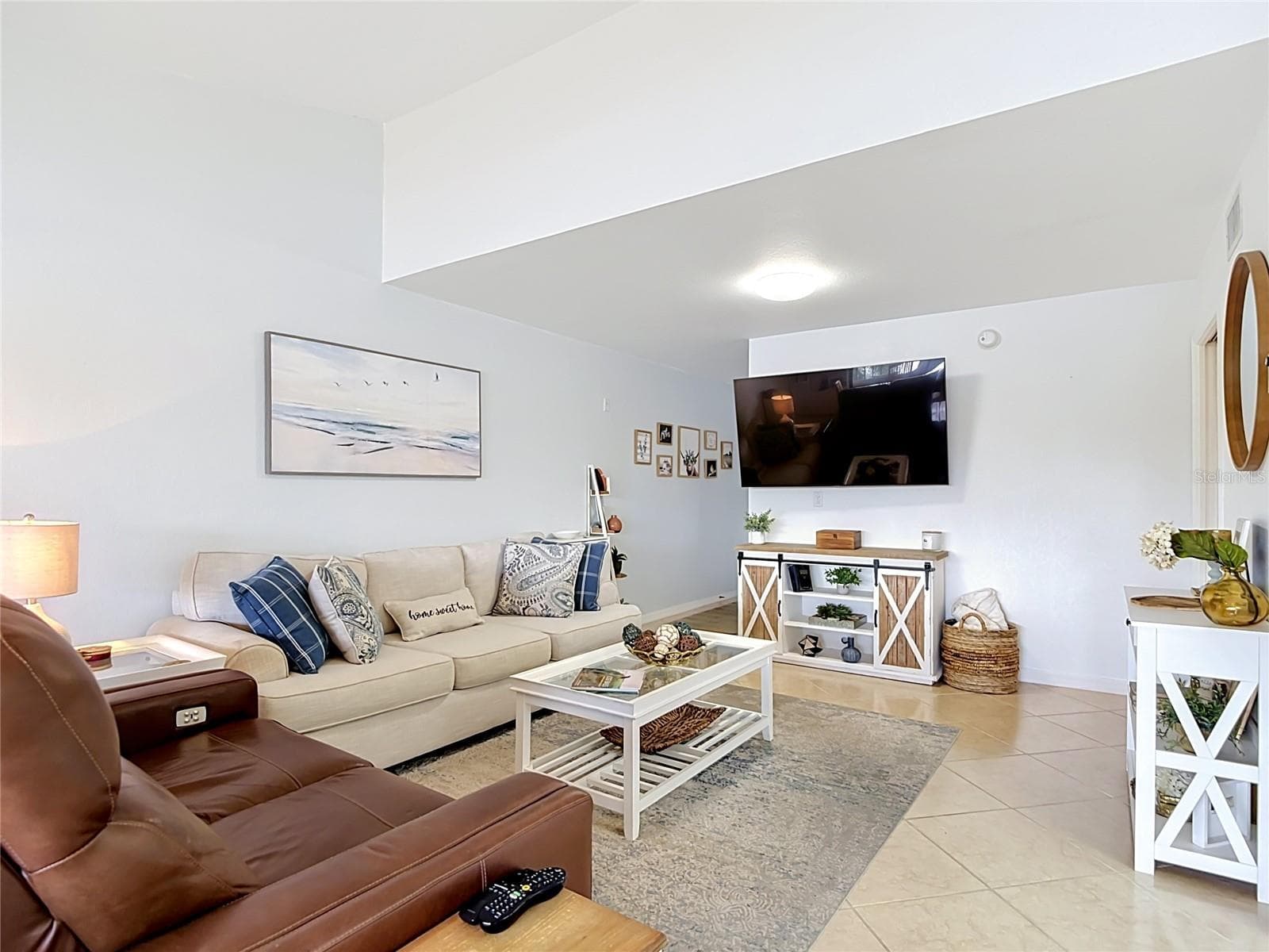 Condominium at 5925 TRAILWINDS DR #925, FORT MYERS, photo 7 of 52
