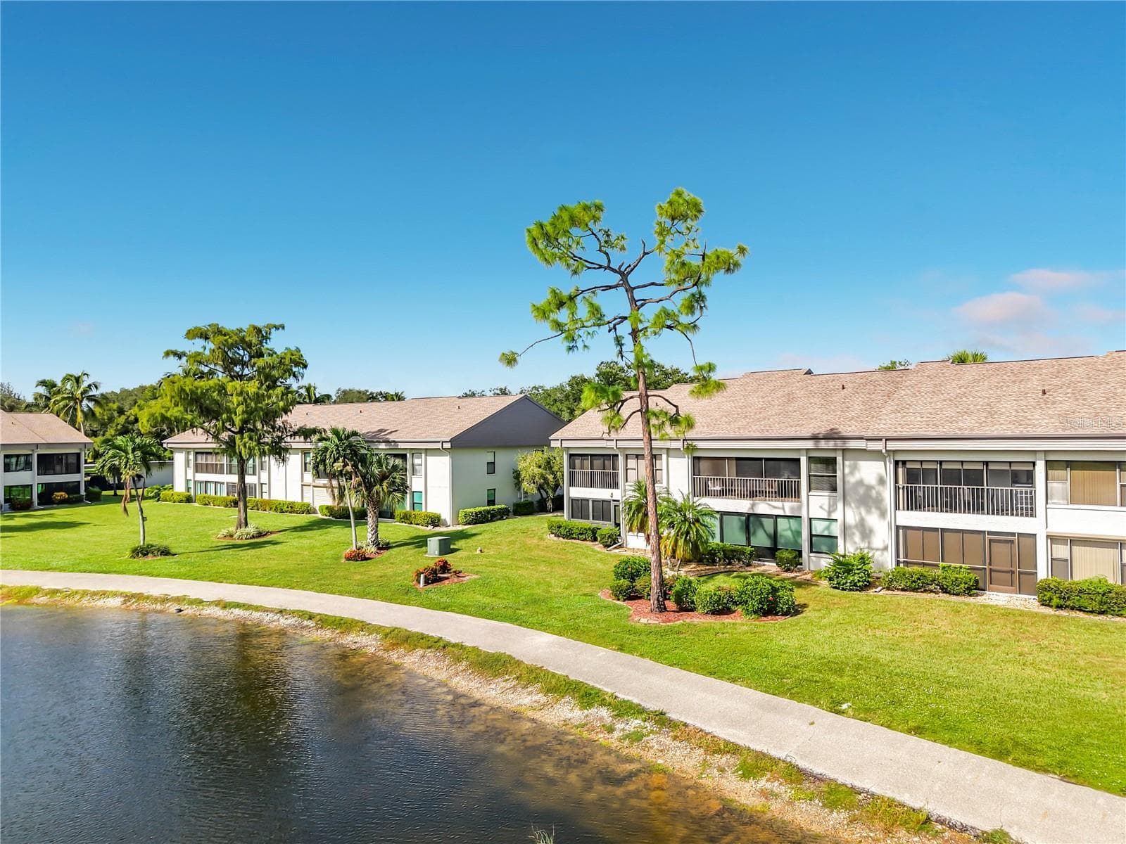 Condominium at 5925 TRAILWINDS DR #925, FORT MYERS, photo 36 of 52