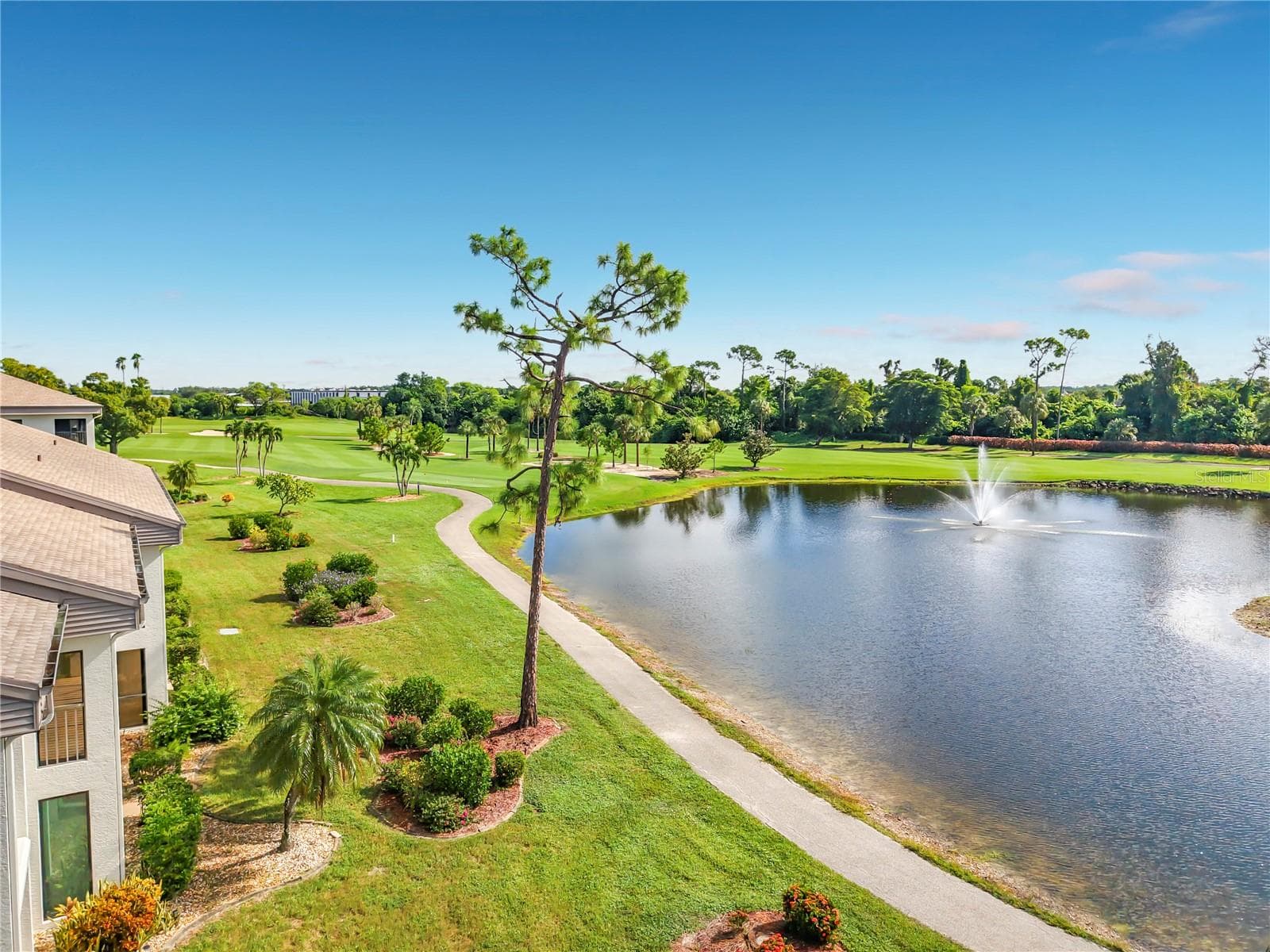 Condominium at 5925 TRAILWINDS DR #925, FORT MYERS, photo 41 of 52