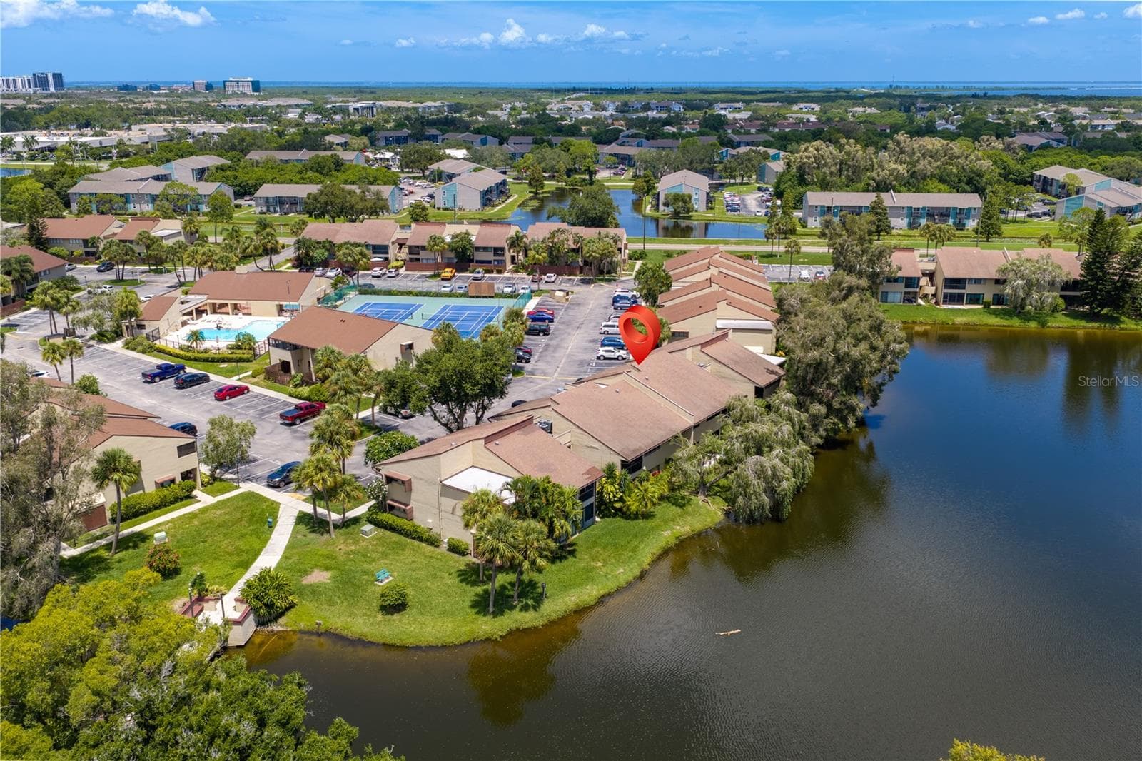 Condominium at 782 VILLAGE LAKE TER N #103, ST PETERSBURG, photo 38 of 44