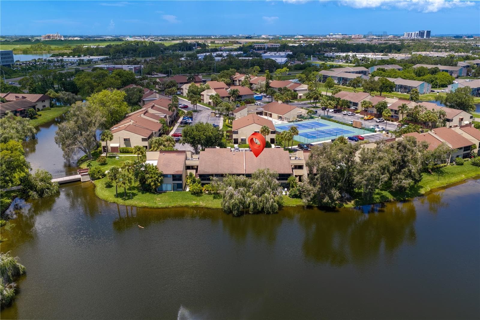 Condominium at 782 VILLAGE LAKE TER N #103, ST PETERSBURG, photo 39 of 44