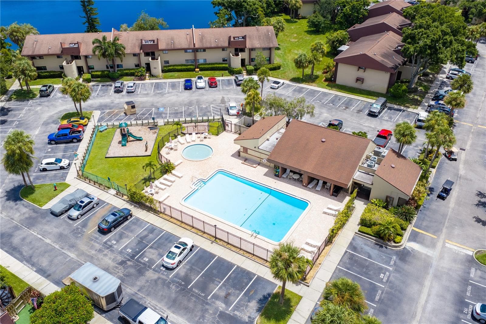 Condominium at 782 VILLAGE LAKE TER N #103, ST PETERSBURG, photo 43 of 44