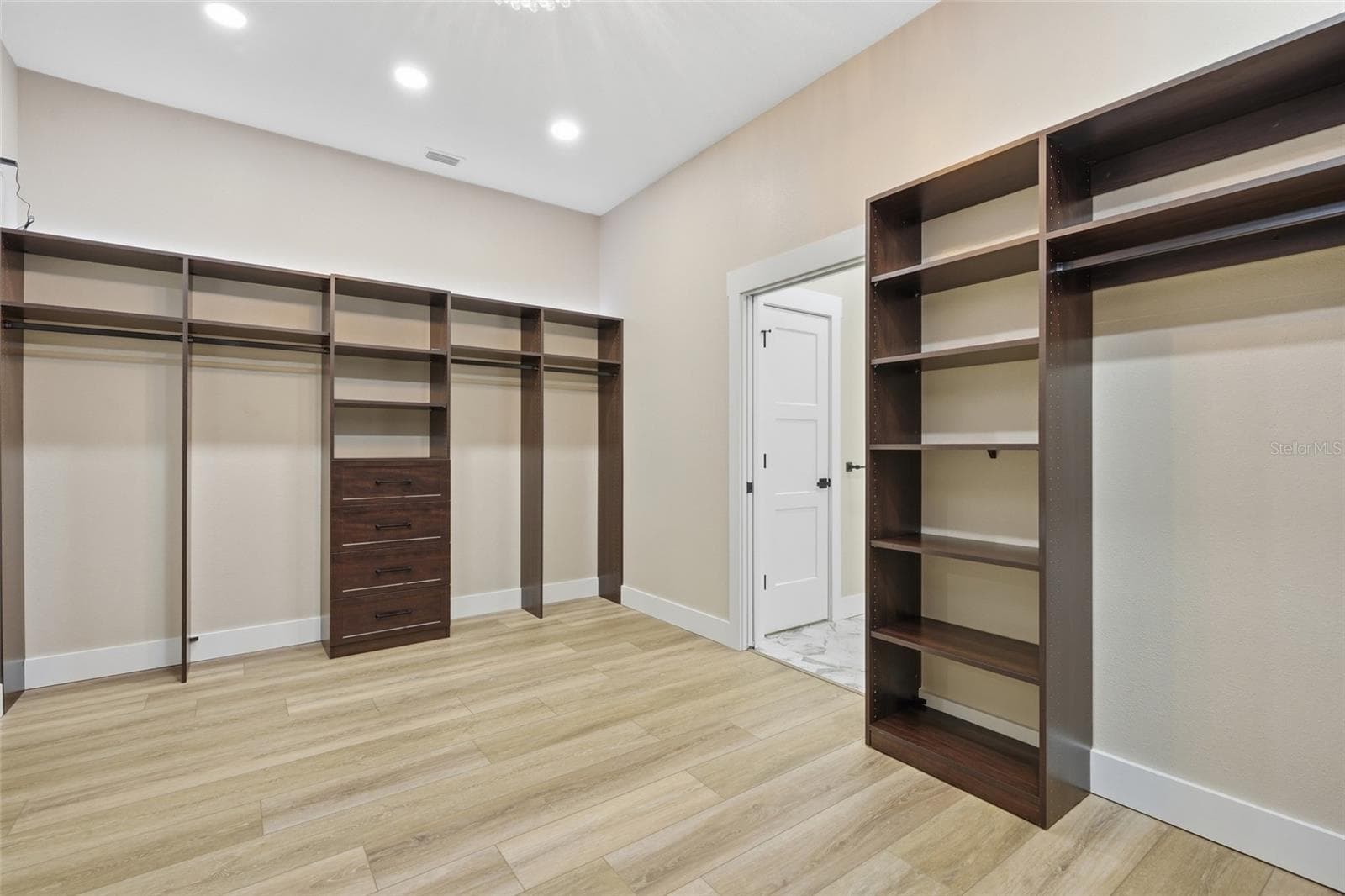 Single Family Residence at 3321 SW MARTIN LN, ARCADIA, photo 18 of 55