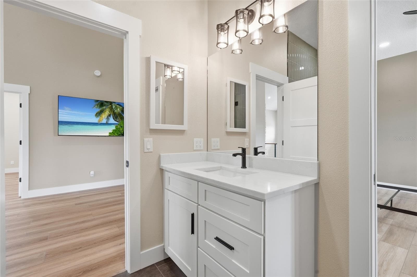 Single Family Residence at 3321 SW MARTIN LN, ARCADIA, photo 26 of 55