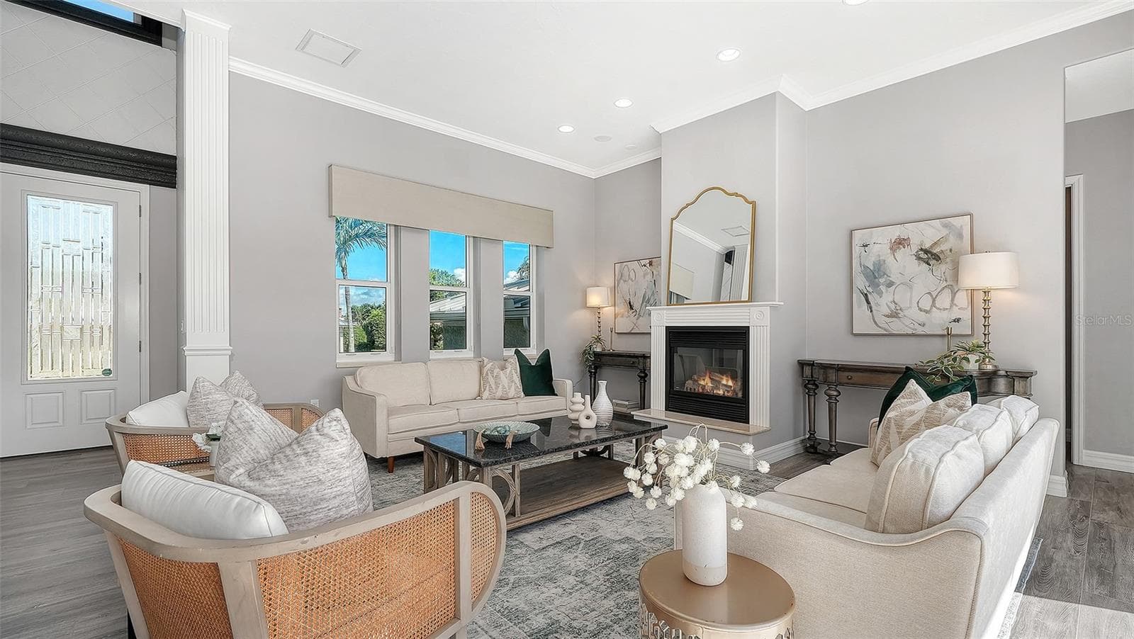 Single Family Residence at 560 CHIPPING LN, LONGBOAT KEY, photo 5 of 38