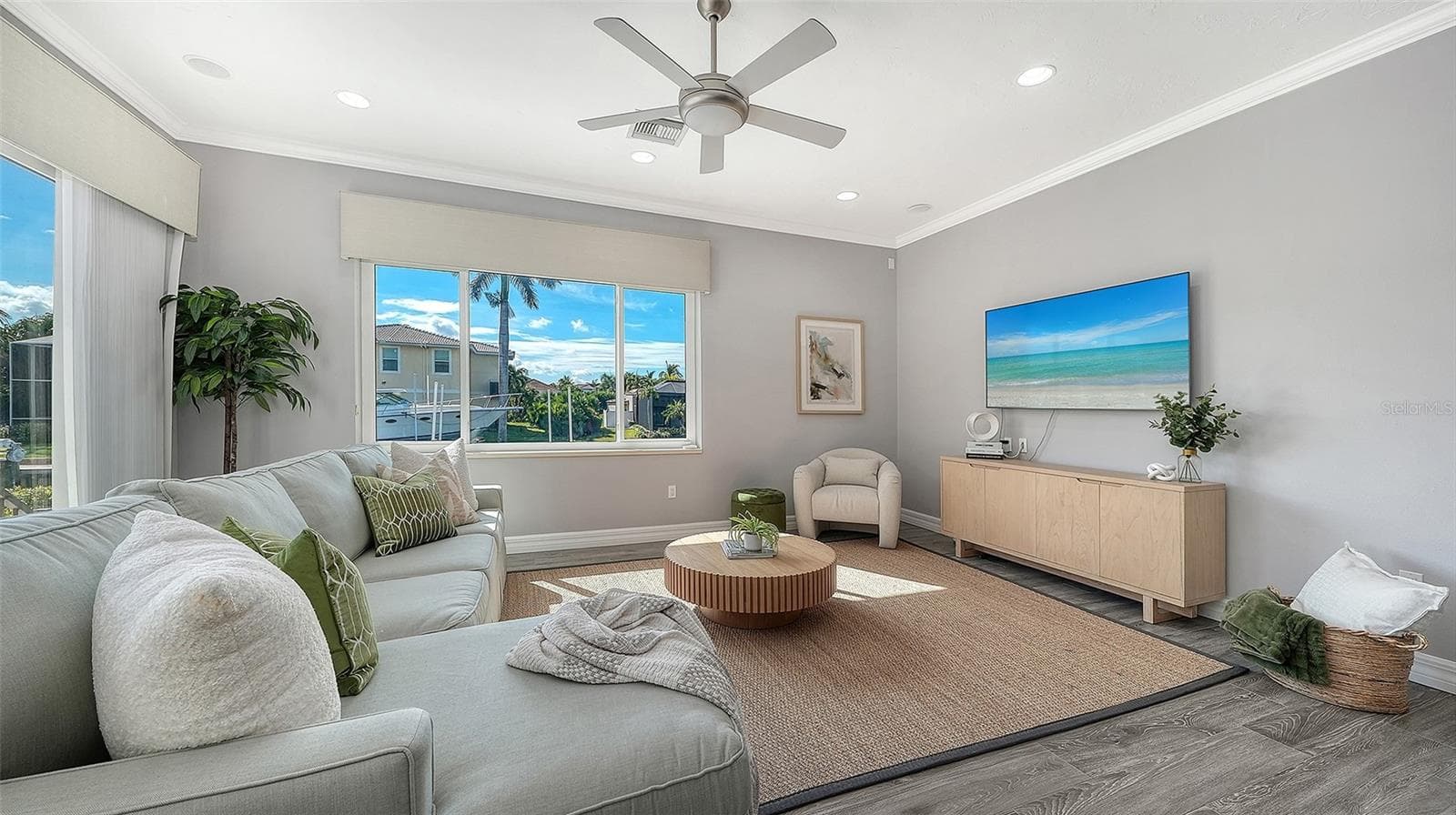 Single Family Residence at 560 CHIPPING LN, LONGBOAT KEY, photo 13 of 38