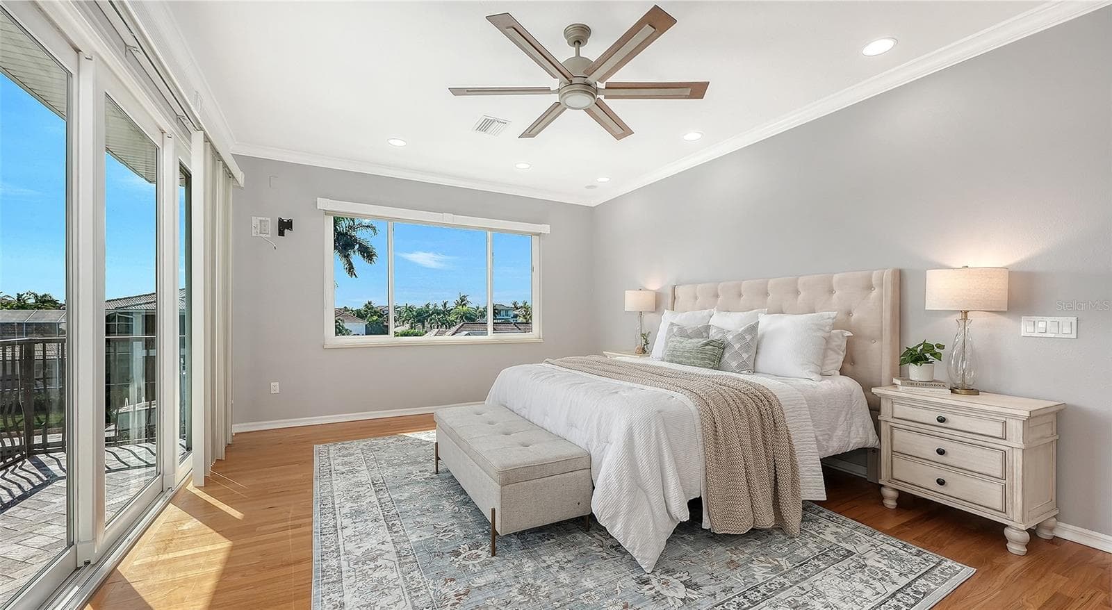 Single Family Residence at 560 CHIPPING LN, LONGBOAT KEY, photo 16 of 38