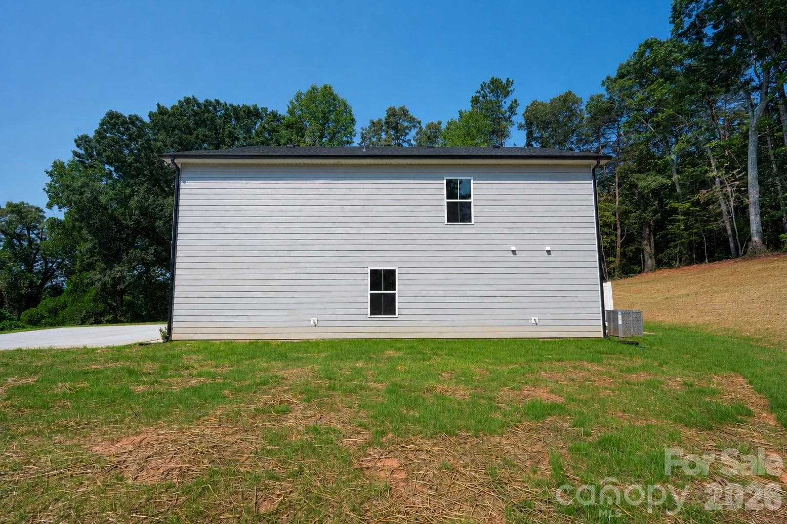 Duplex at 3081-3083 12th Avenue SE, Hickory, photo 14 of 17
