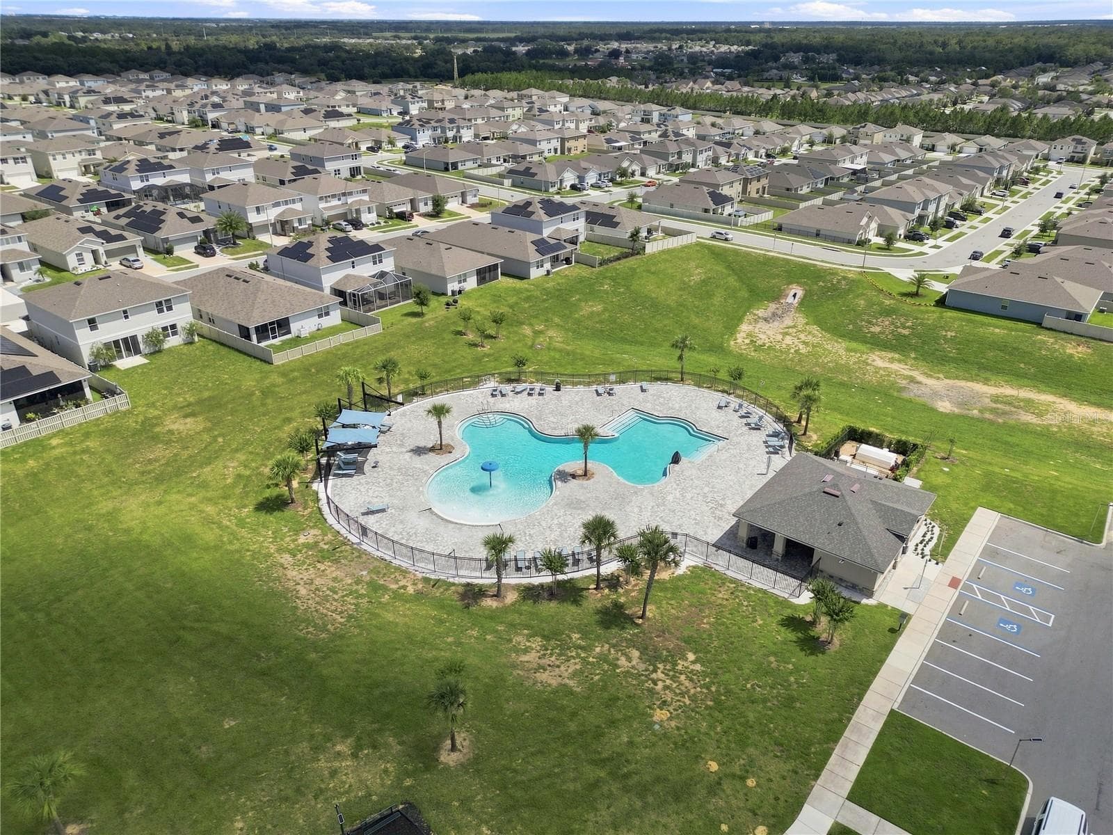 Community Pool - 2259 CANYON OAK DR DR, DAVENPORT