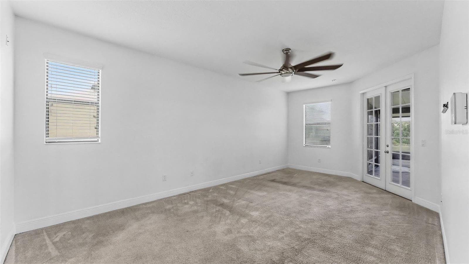 Single Family Residence at 3950 SUNSET LAKE DR, LAKELAND, photo 18 of 88