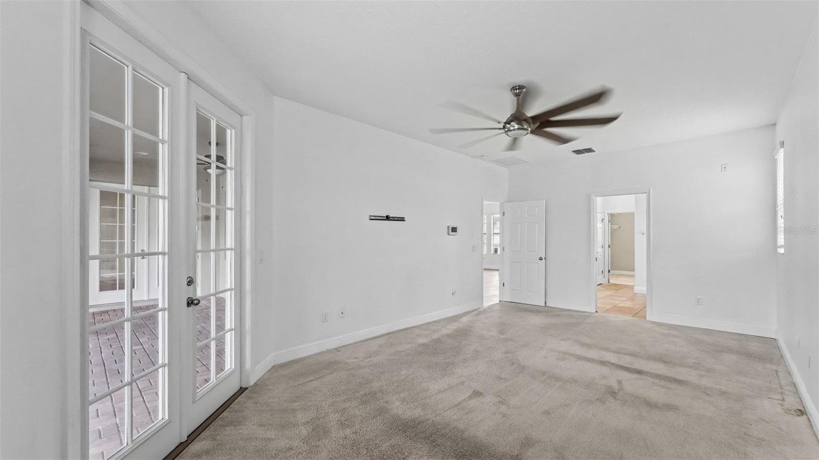 Single Family Residence at 3950 SUNSET LAKE DR, LAKELAND, photo 17 of 88