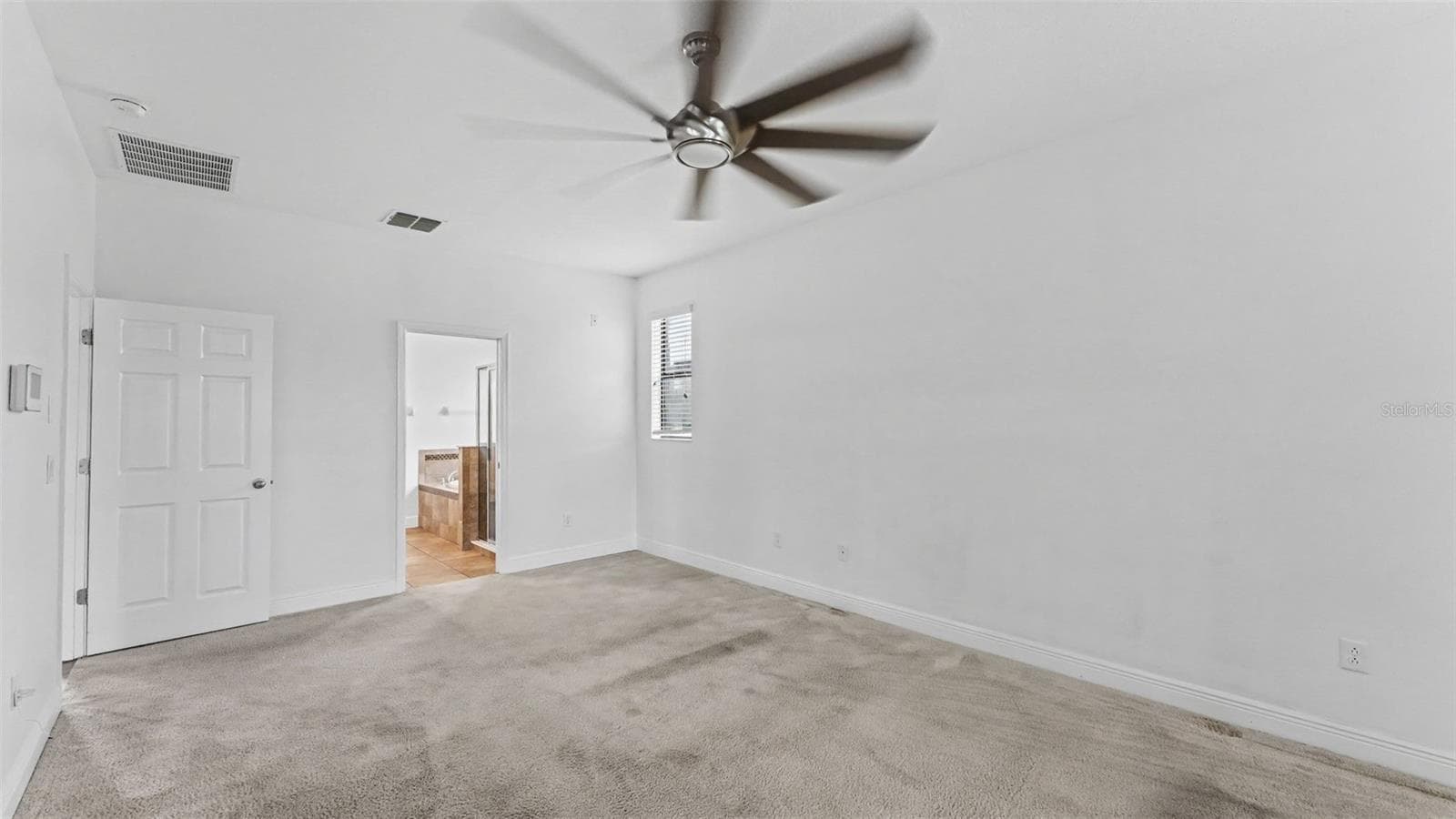 Single Family Residence at 3950 SUNSET LAKE DR, LAKELAND, photo 21 of 88