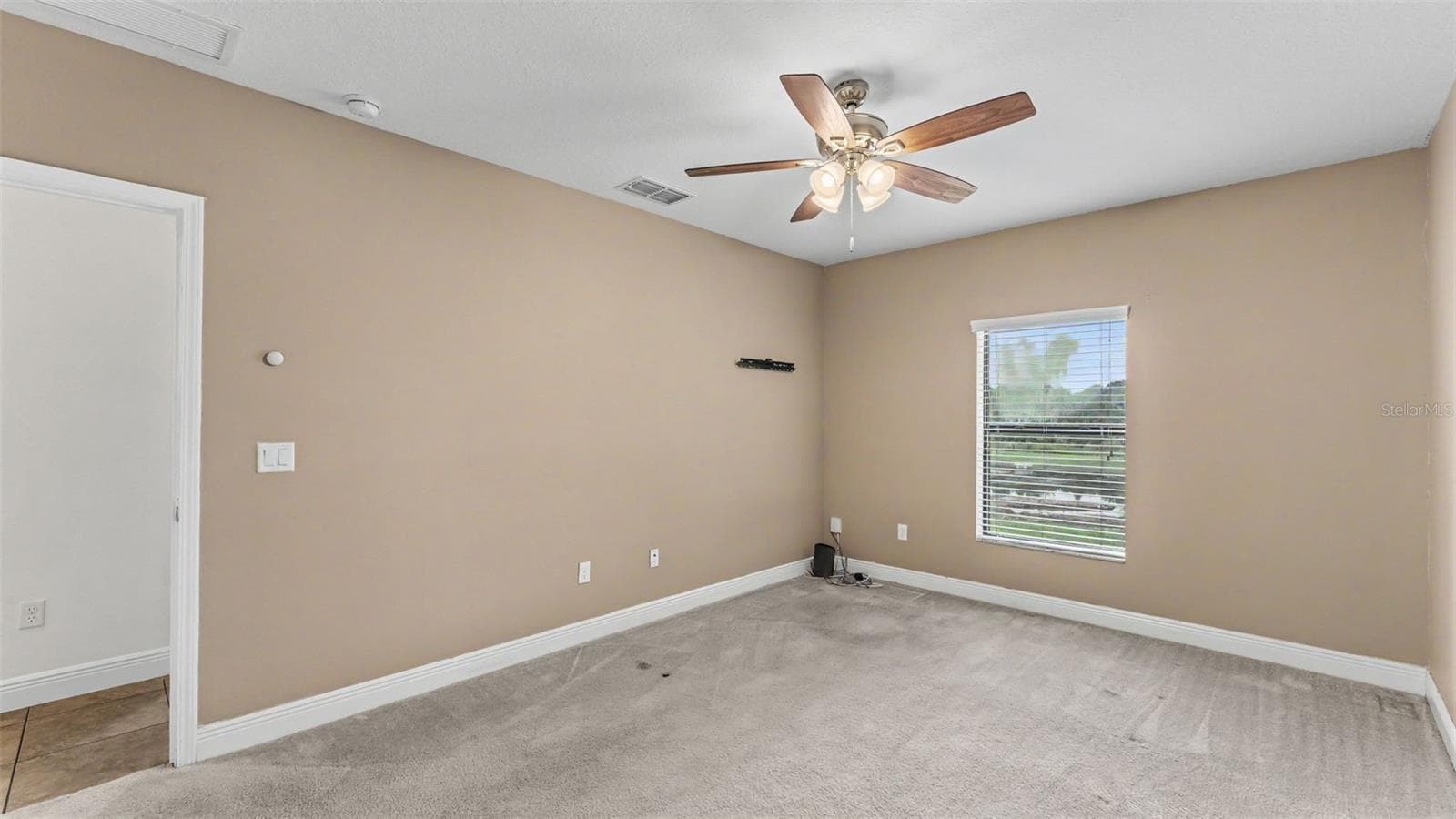 Single Family Residence at 3950 SUNSET LAKE DR, LAKELAND, photo 34 of 88