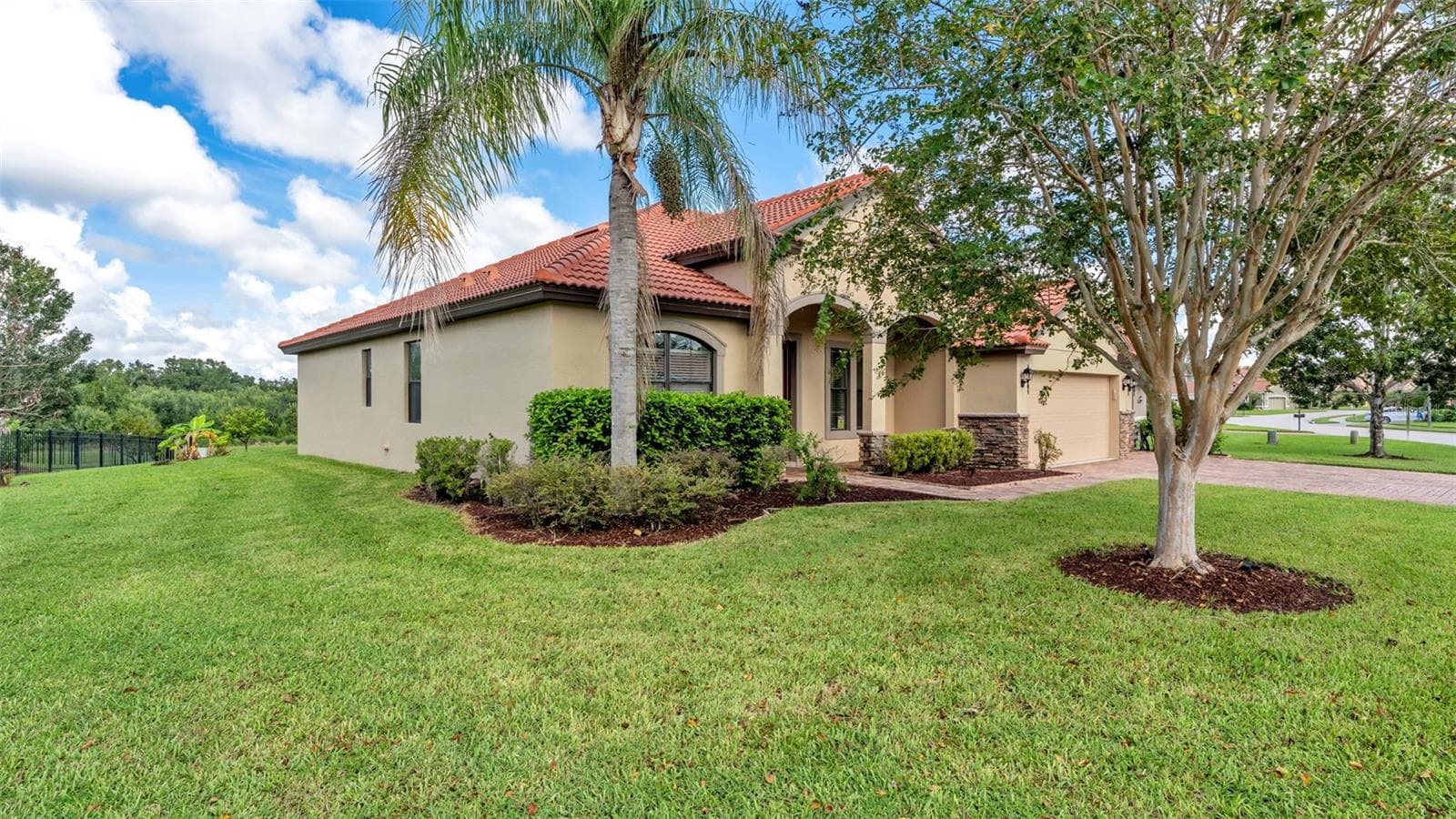 Single Family Residence at 3950 SUNSET LAKE DR, LAKELAND, photo 52 of 88
