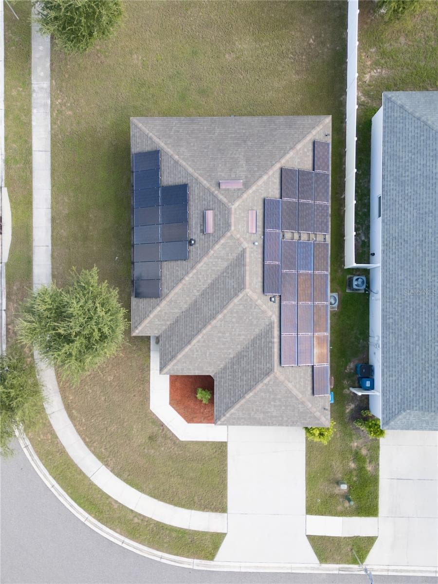 Single Family Residence at 225 SANDESTIN DR, HAINES CITY, photo 9 of 34