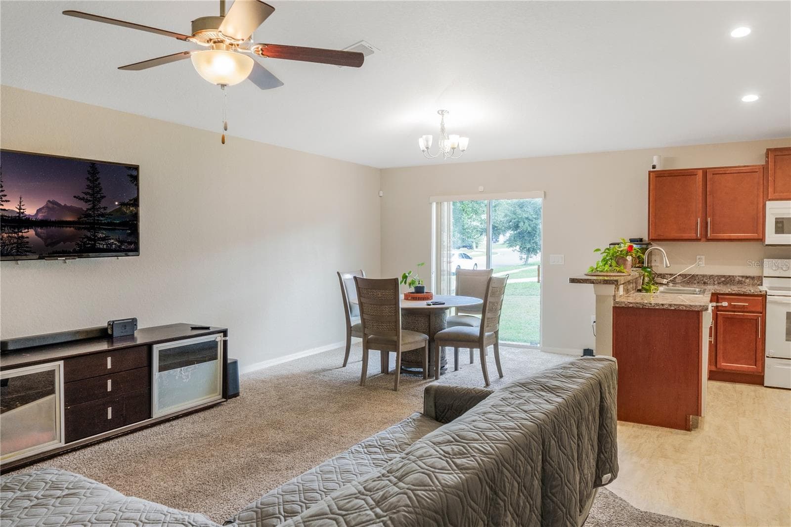 Single Family Residence at 225 SANDESTIN DR, HAINES CITY, photo 14 of 34