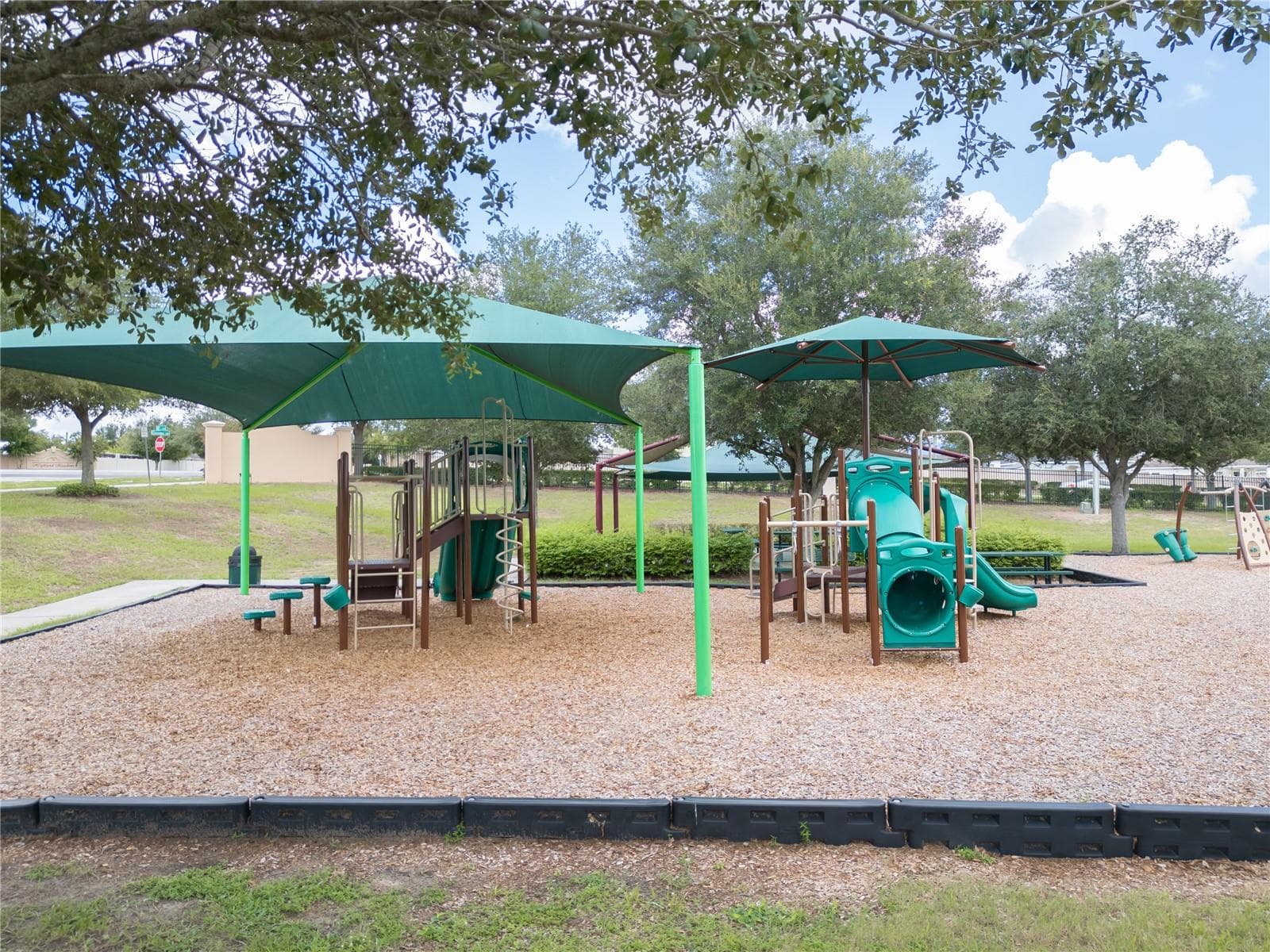 Single Family Residence at 225 SANDESTIN DR, HAINES CITY, photo 28 of 34