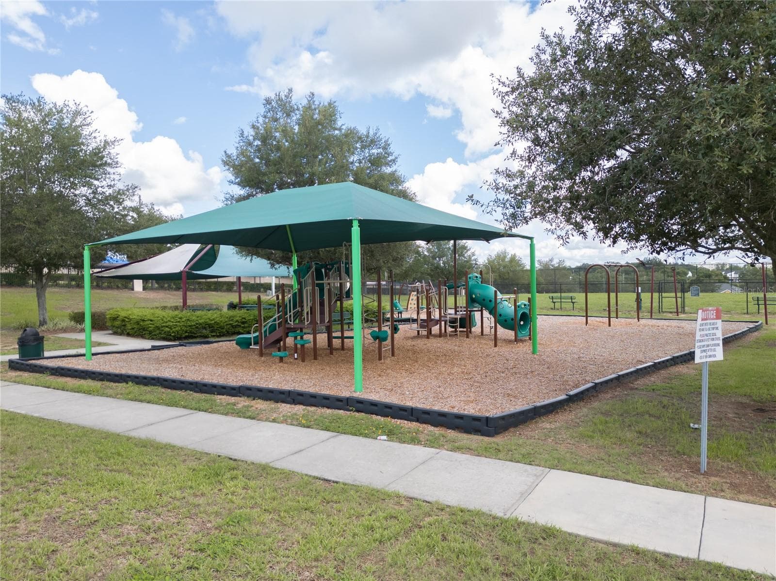Single Family Residence at 225 SANDESTIN DR, HAINES CITY, photo 29 of 34