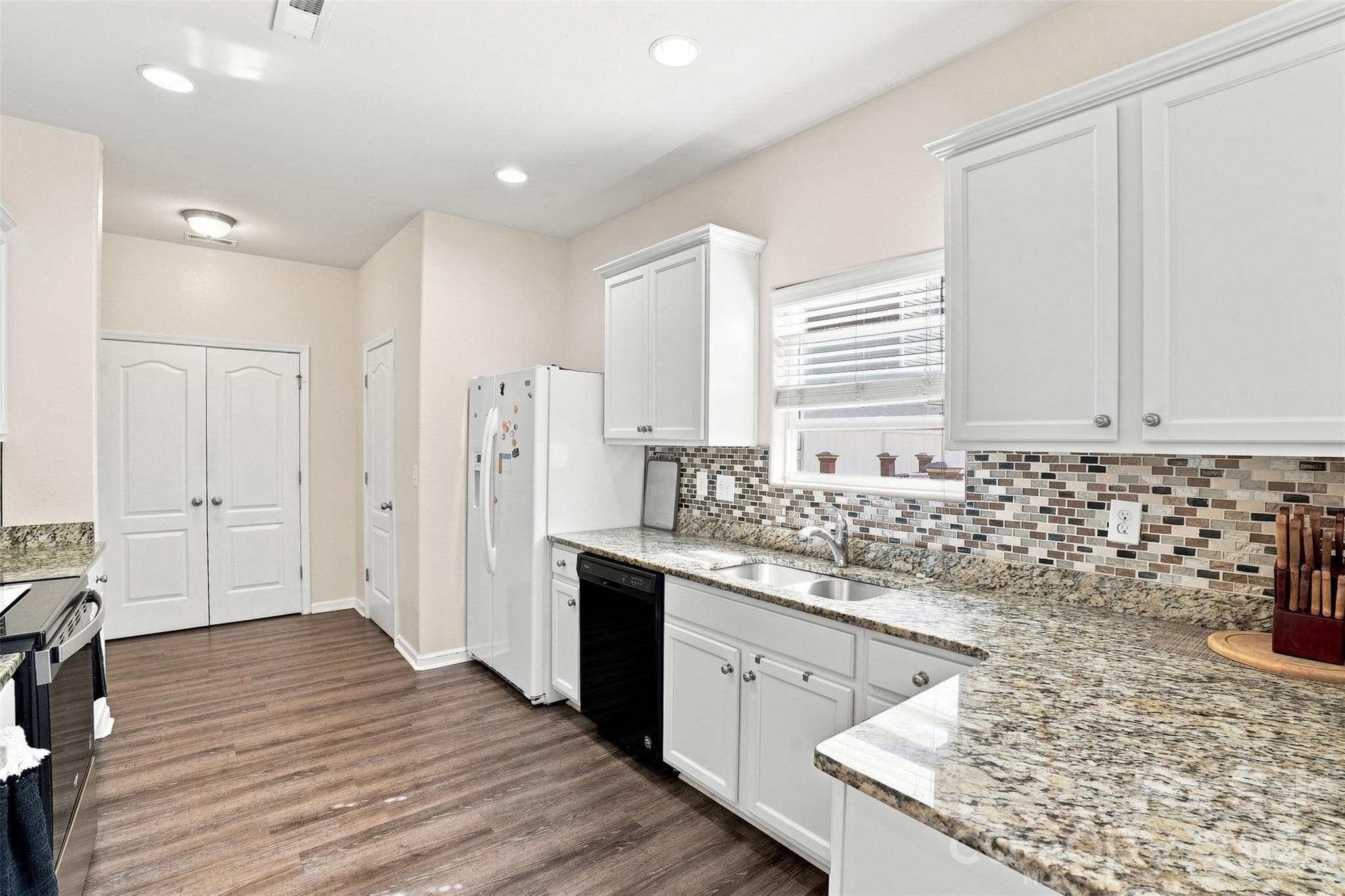 Single Family Residence at 4008 Tulocay Lane, Charlotte, photo 7 of 30