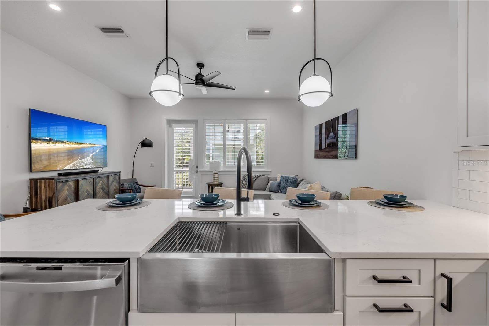 Upstairs Laundry - 6 OLD FEGER DR, NEW SMYRNA BEACH