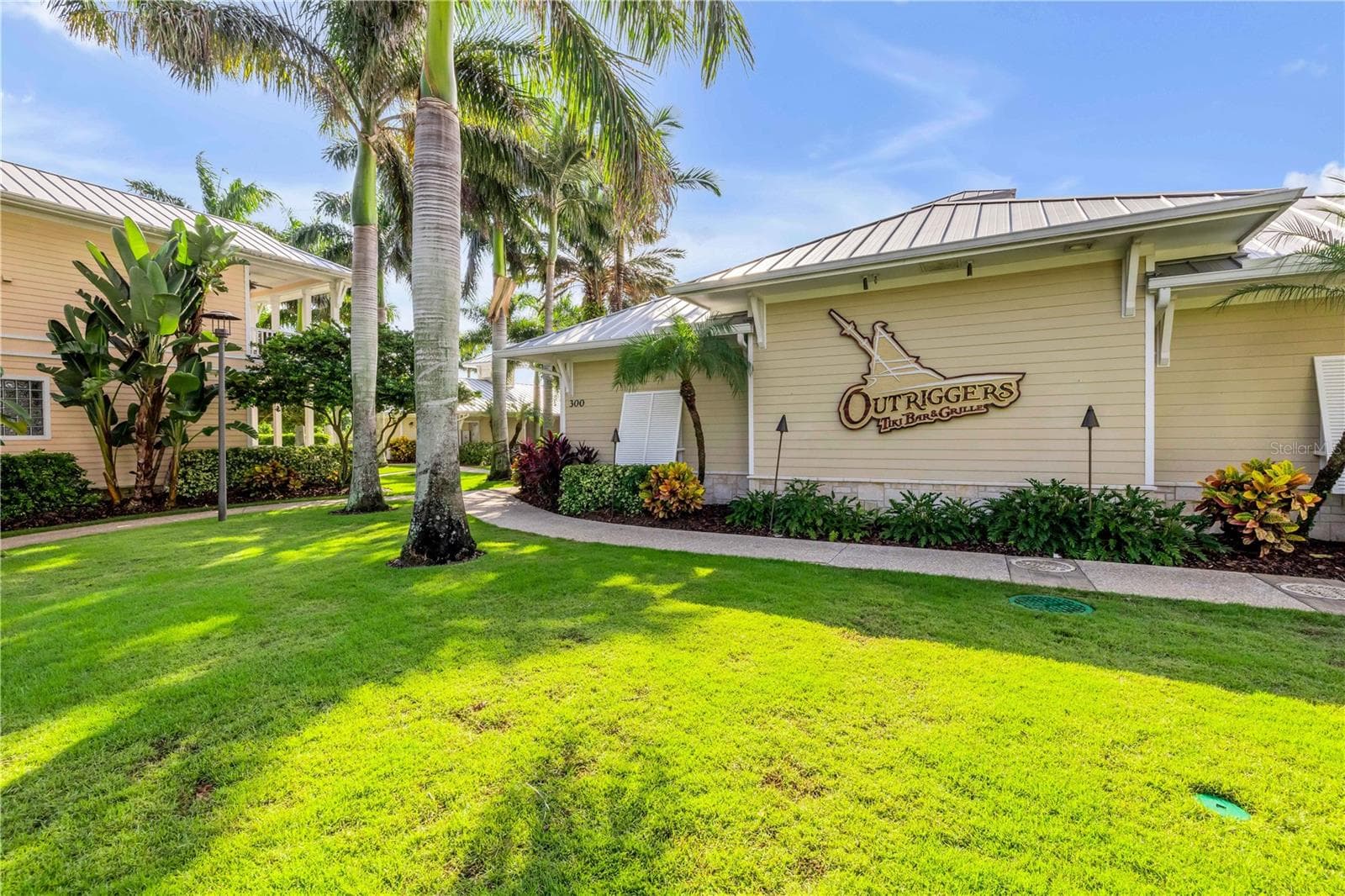 Outriggers Tiki Bar & Grille - 6 OLD FEGER DR, NEW SMYRNA BEACH
