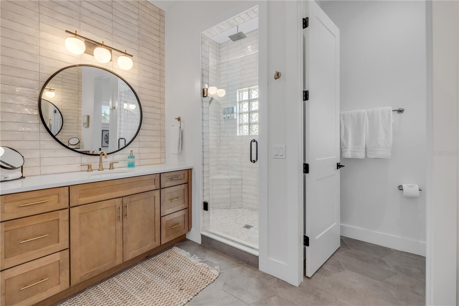 Primary Bathroom - 6 OLD FEGER DR, NEW SMYRNA BEACH