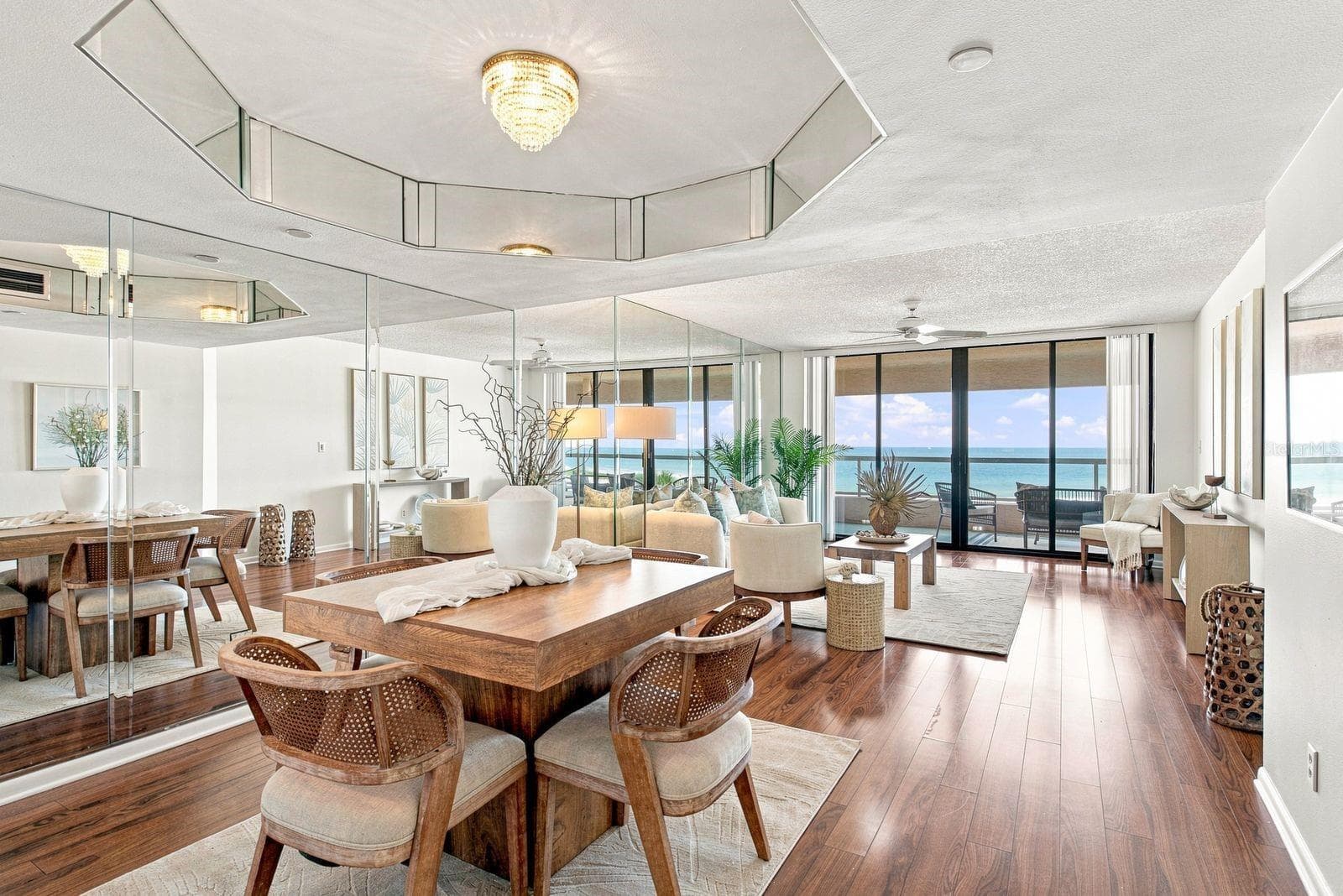 Large dining room - 1310 GULF BLVD #4D, CLEARWATER BEACH