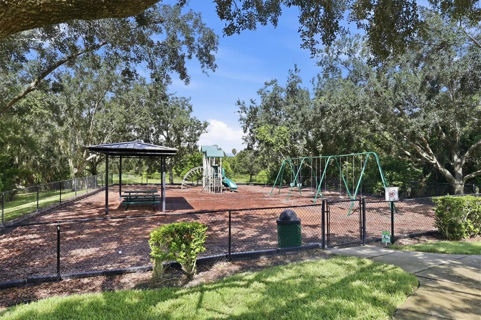 Single Family Residence at 4703 69TH ST E, BRADENTON, photo 37 of 40
