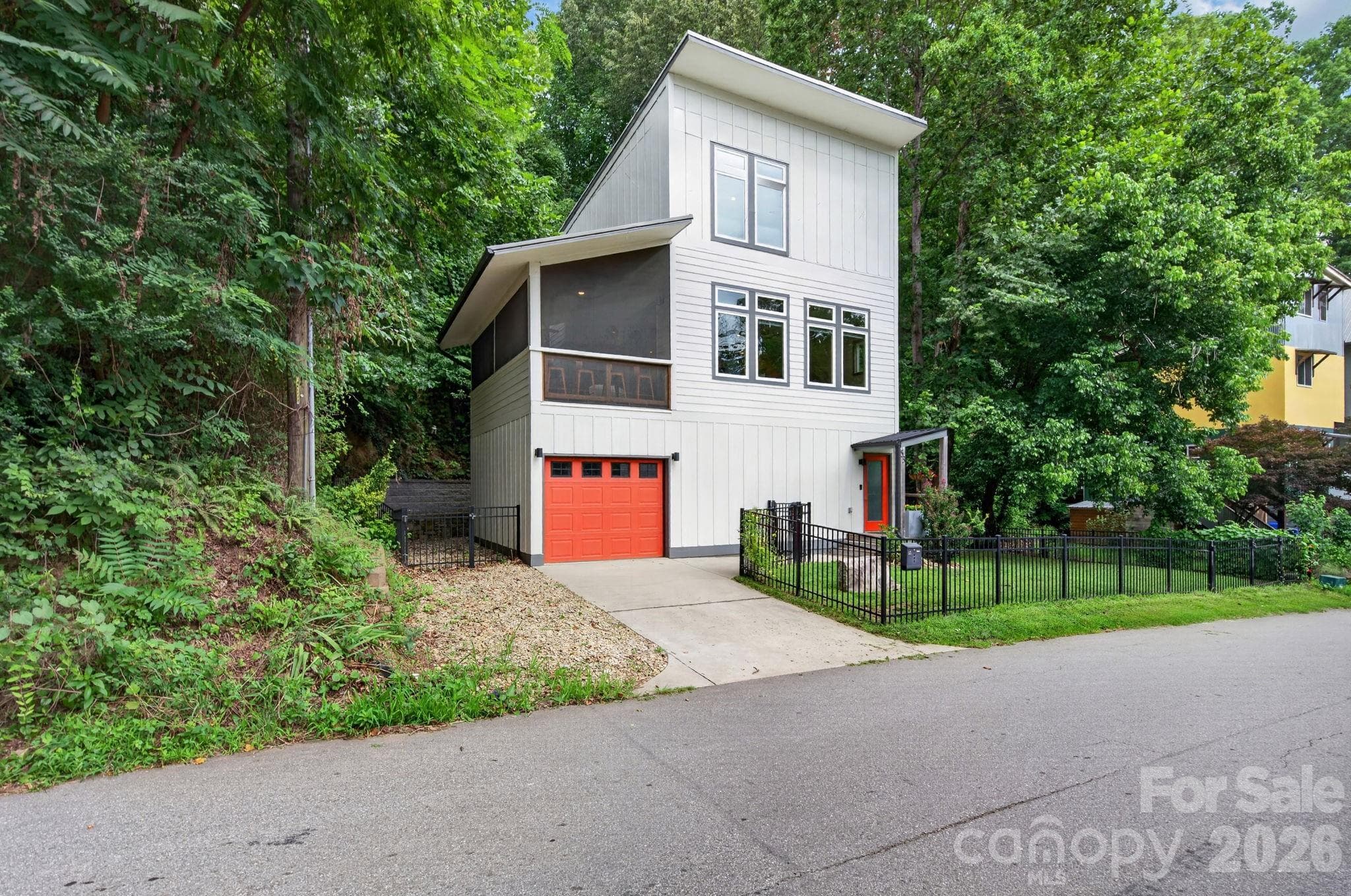 53 Waynesville Avenue