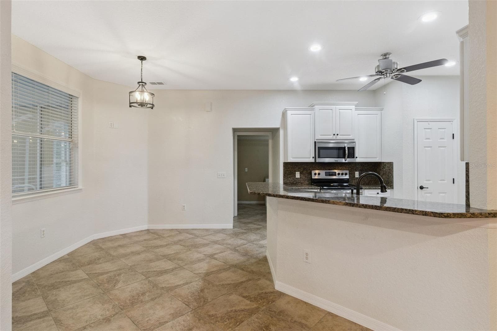 Breakfast Nook - 5937 TROPHY LOOP, LAKELAND