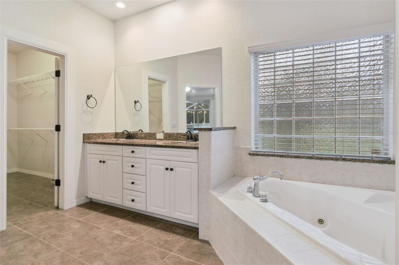 Primary Ensuite Bathroom - 5937 TROPHY LOOP, LAKELAND