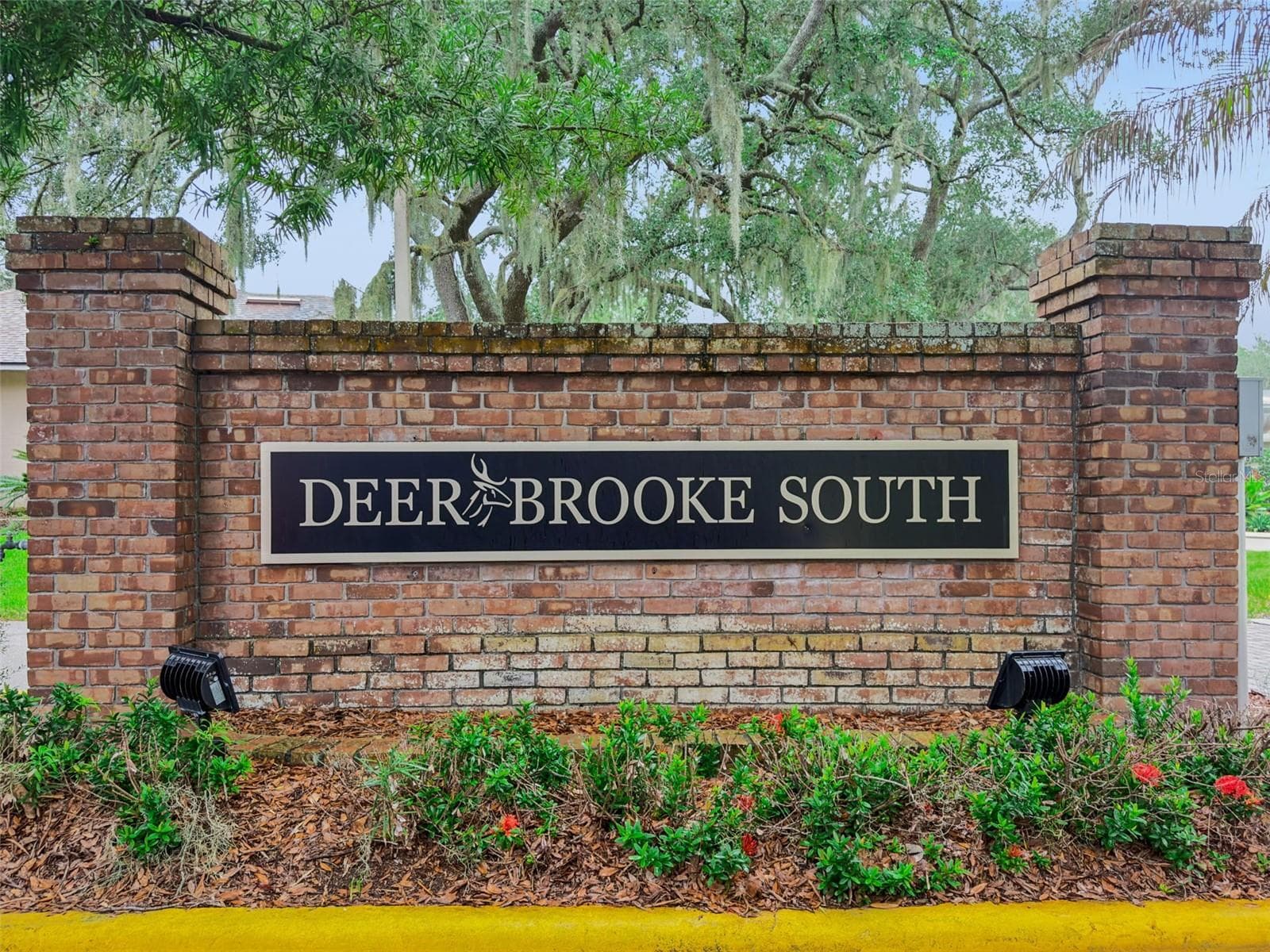 Neighborhood Entrance - 5937 TROPHY LOOP, LAKELAND