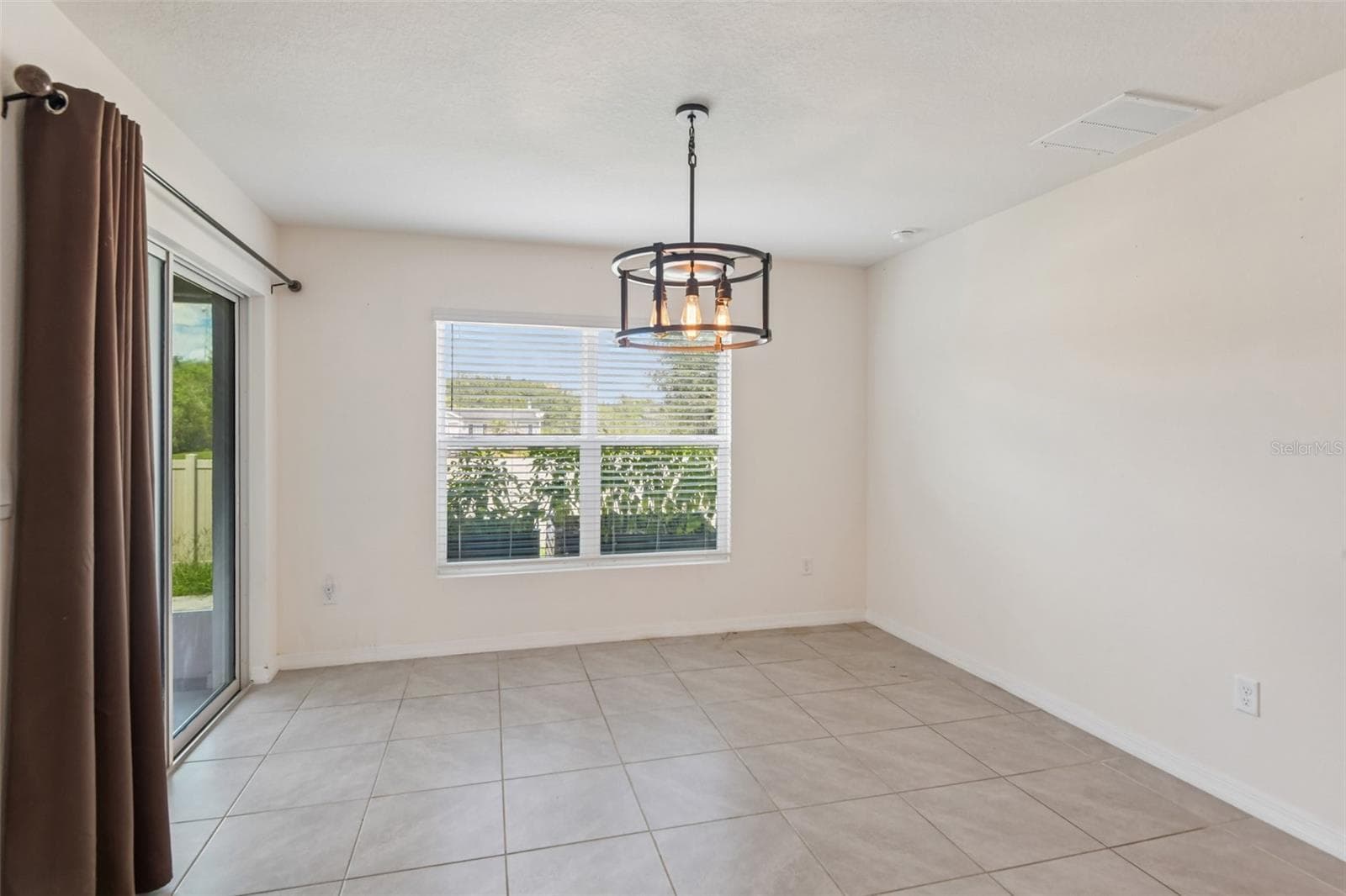 Breakfast area - 36945 GOFFAUX LOOP, ZEPHYRHILLS