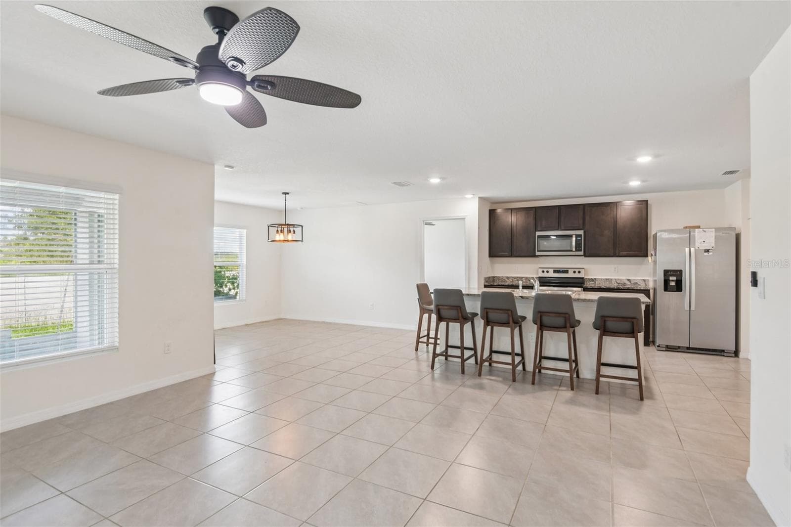 Inside living room - 36945 GOFFAUX LOOP, ZEPHYRHILLS