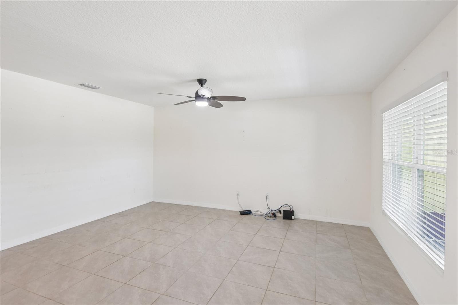 Living room - 36945 GOFFAUX LOOP, ZEPHYRHILLS