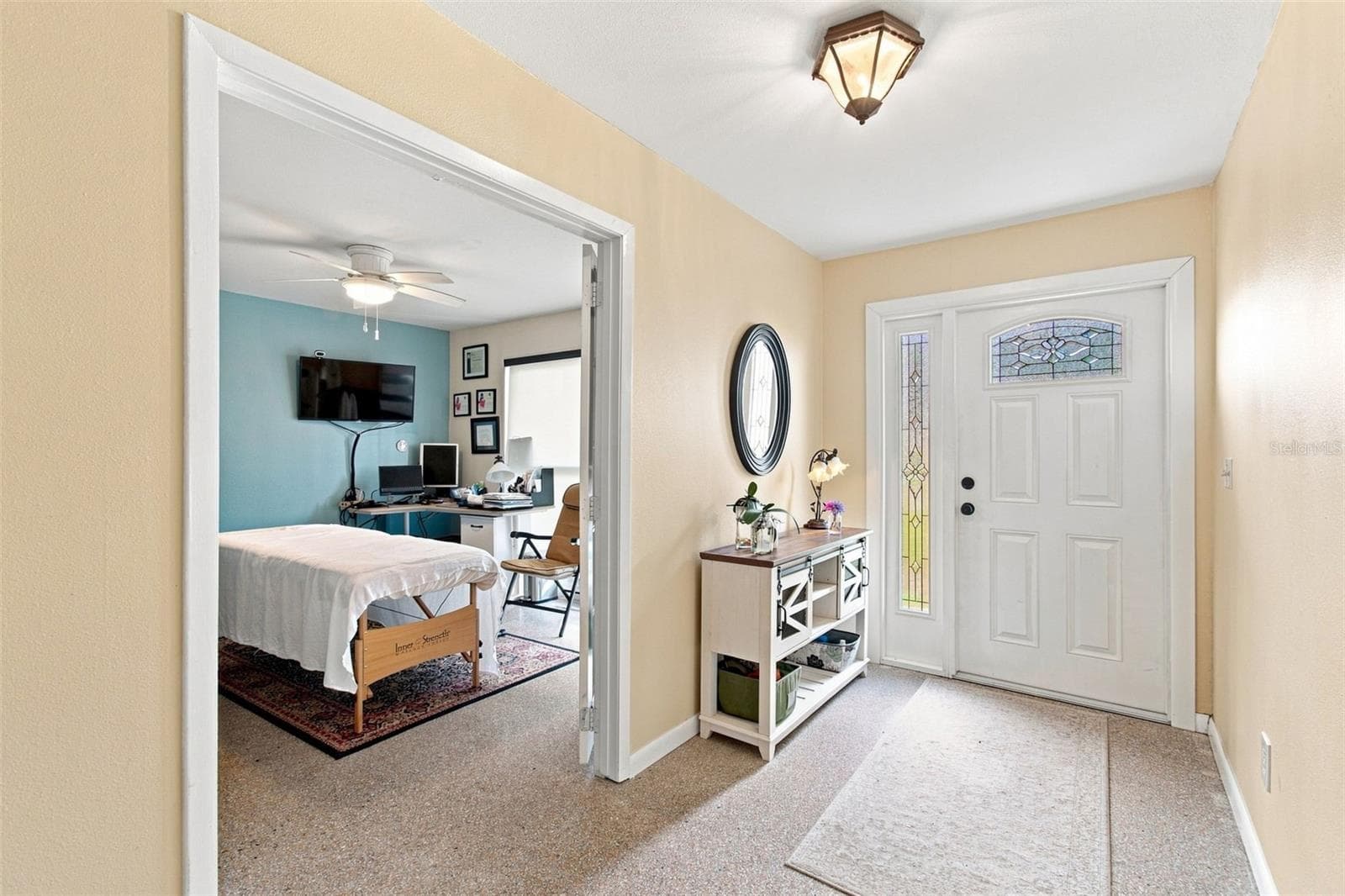 Single Family Residence at 2609 AUBURN AVE W, TAMPA, photo 5 of 18