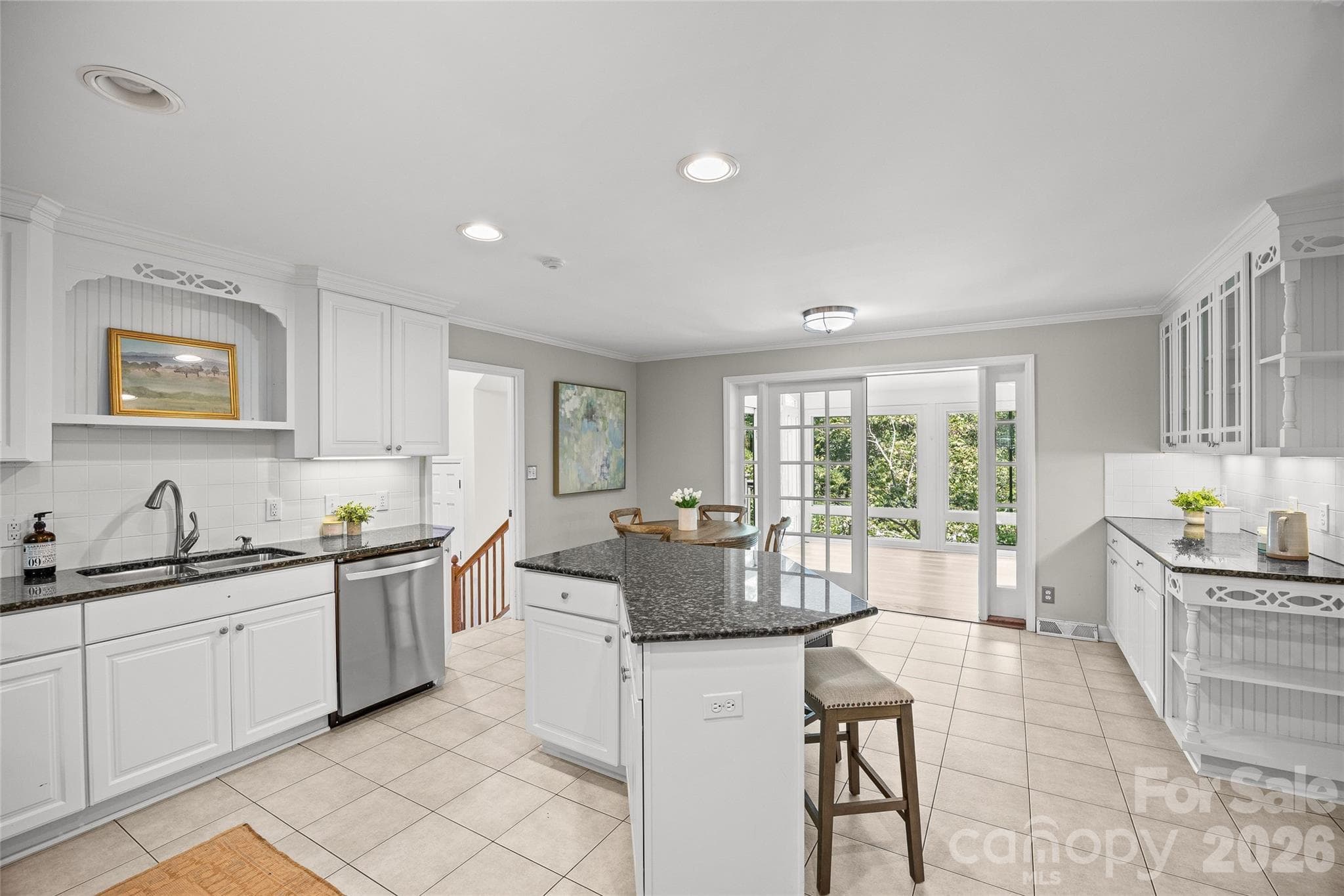 Single Family Residence at 2710 Wamath Drive, Charlotte, photo 11 of 41