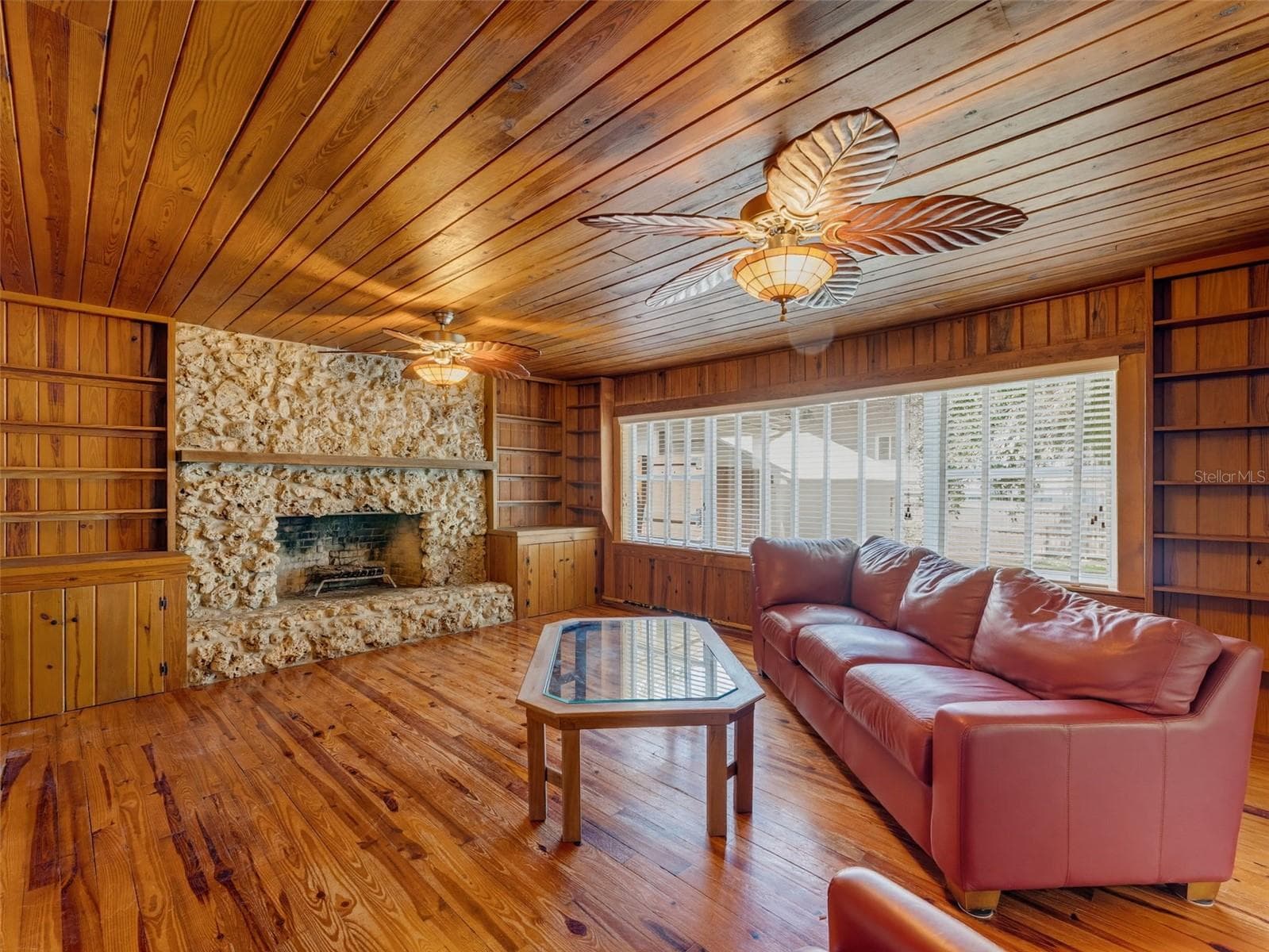 Single Family Residence at 5415 RIVERSIDE DR, YANKEETOWN, photo 19 of 100